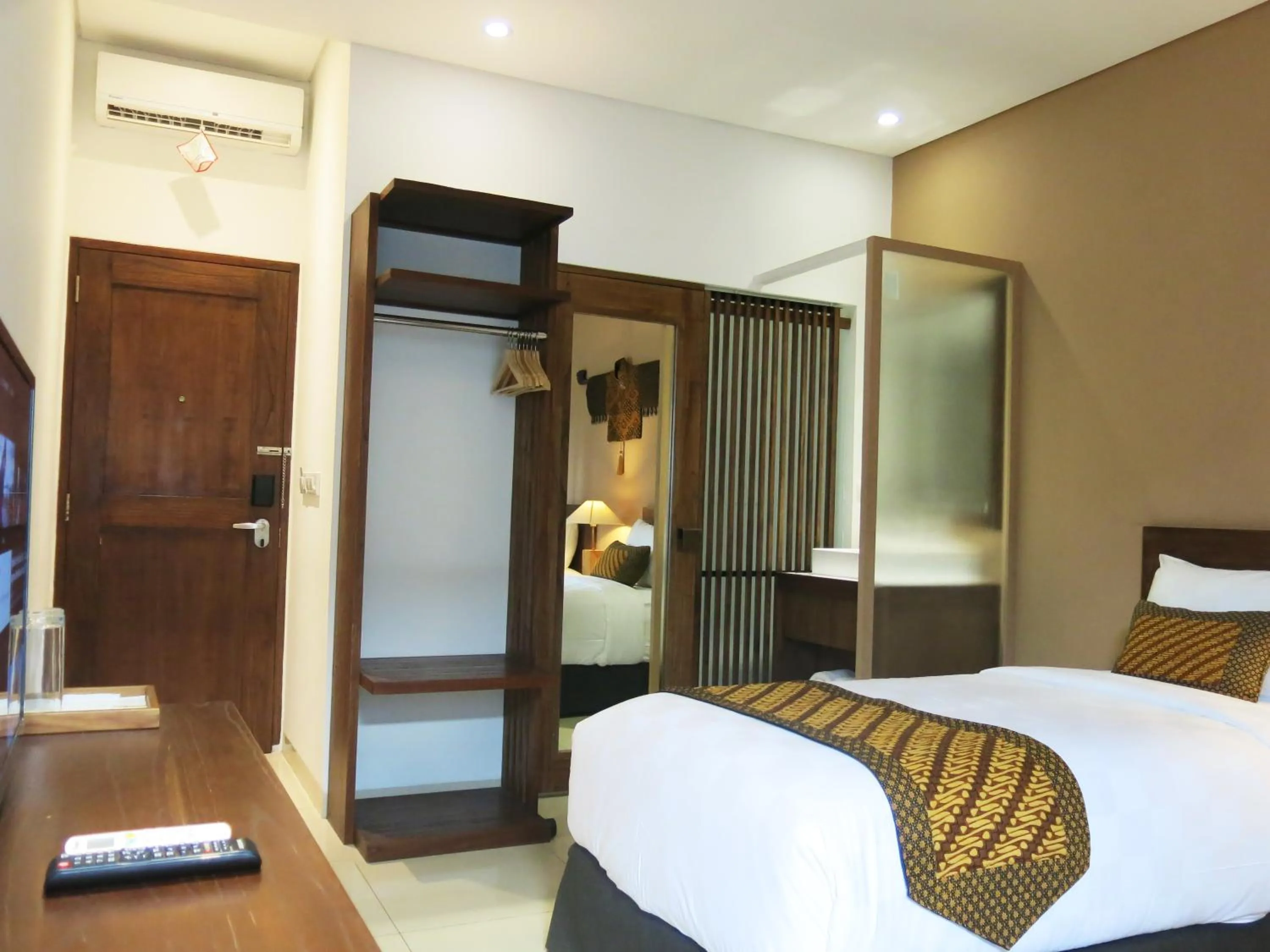 Bedroom, Bed in Hotel Puriartha Ubud