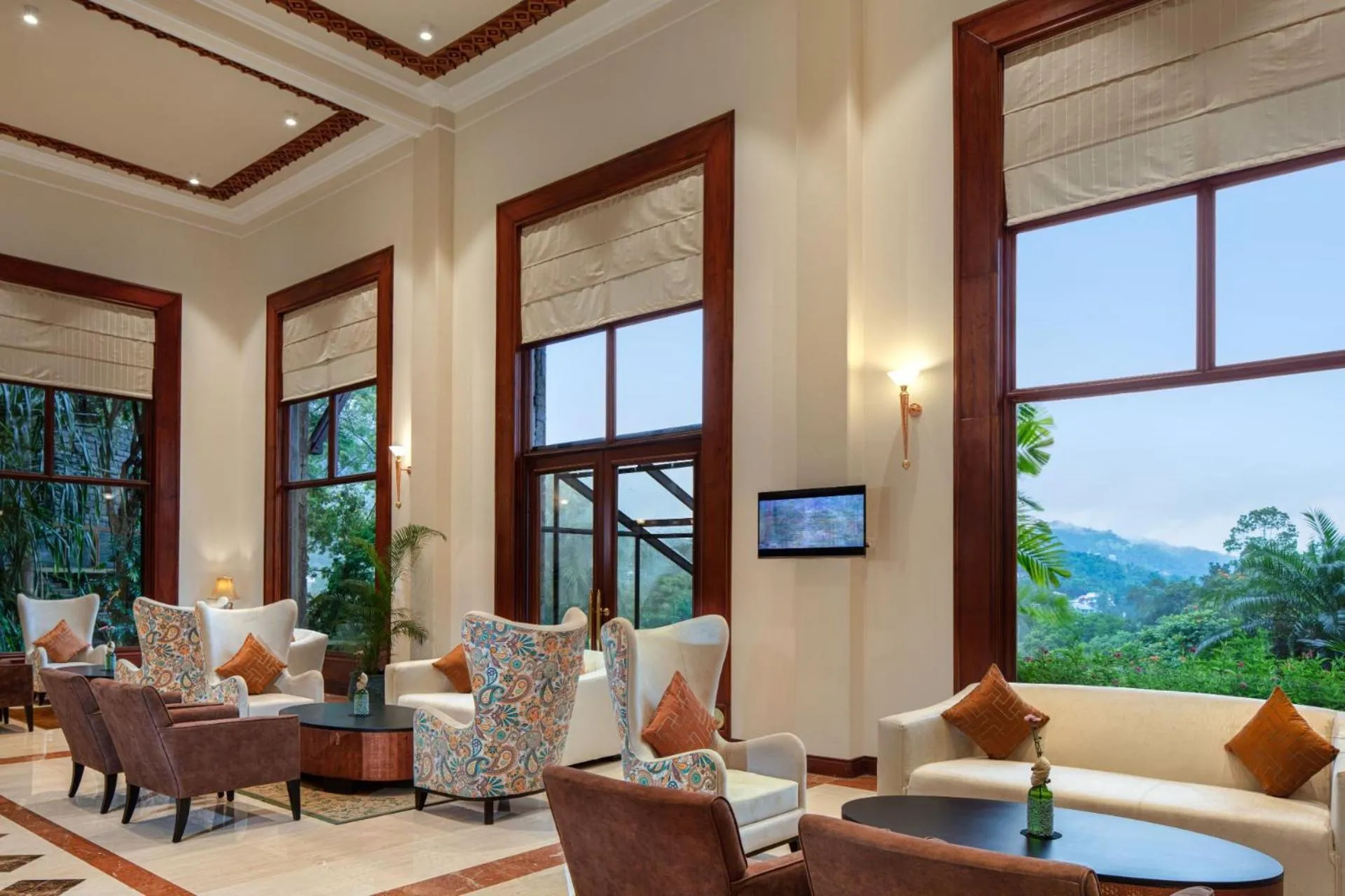 Lobby or reception in Earl's Regency Hotel