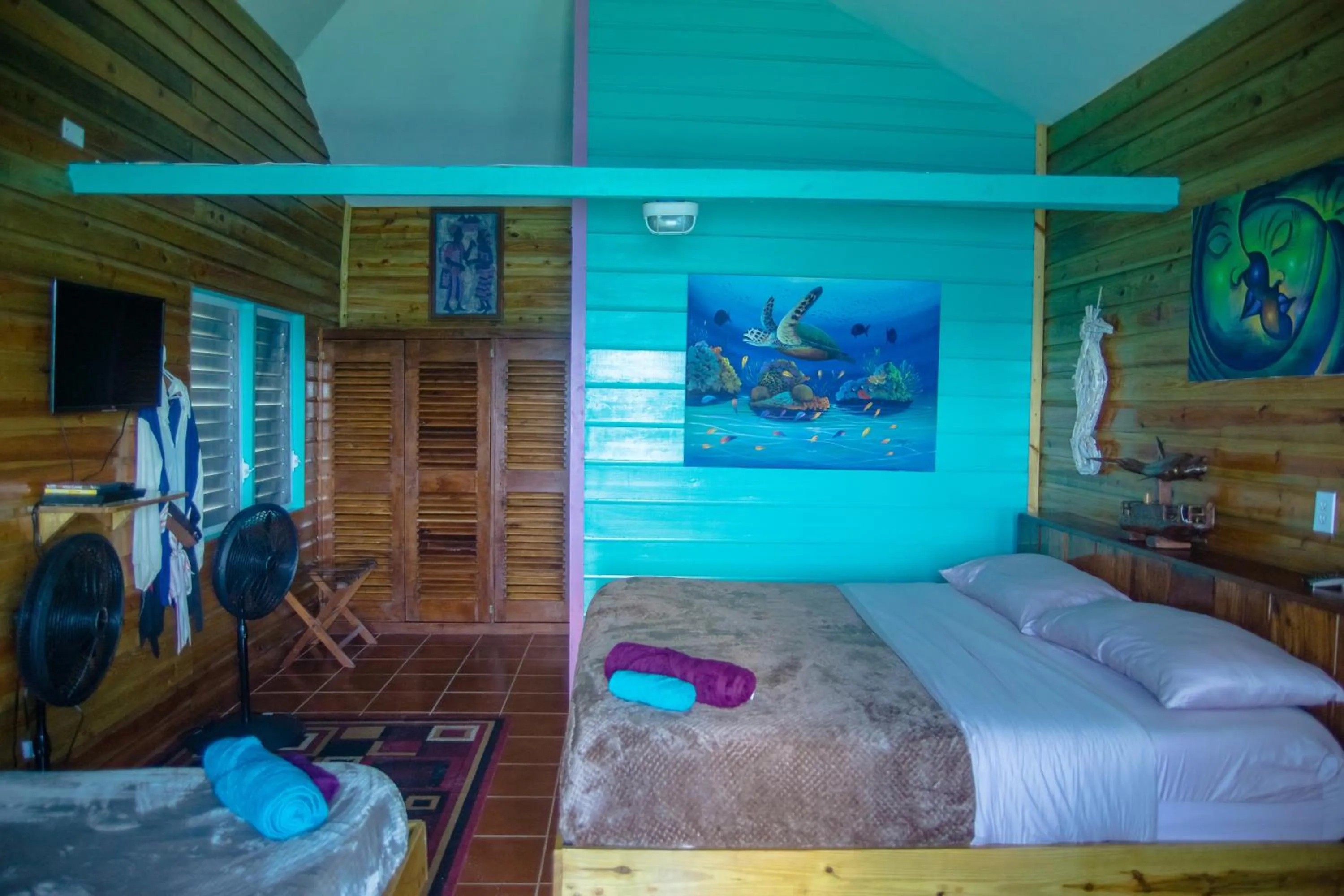 Bed in King Lewey's Island Resort