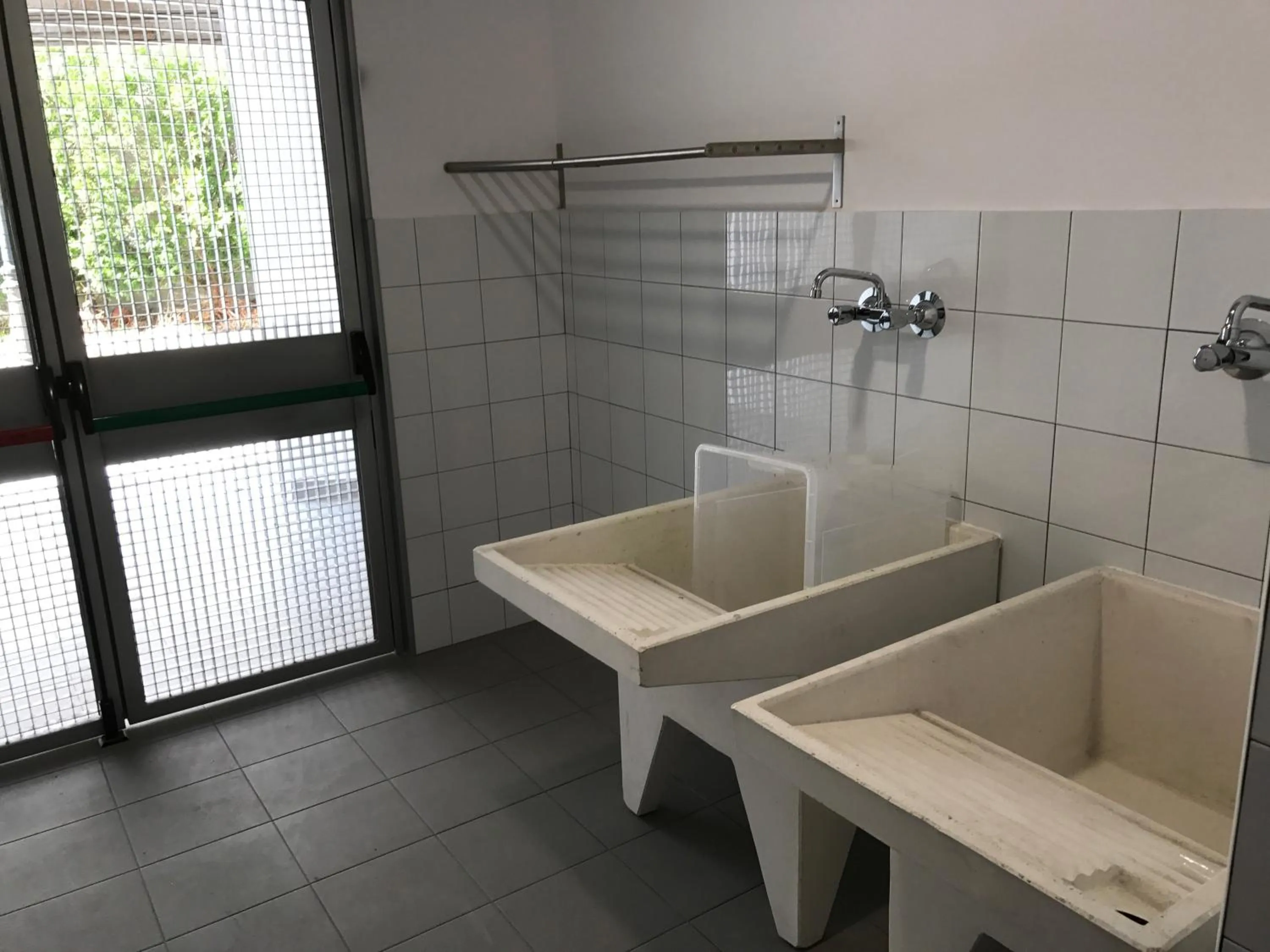 Albergue O Pedrón Hostel & Rooms