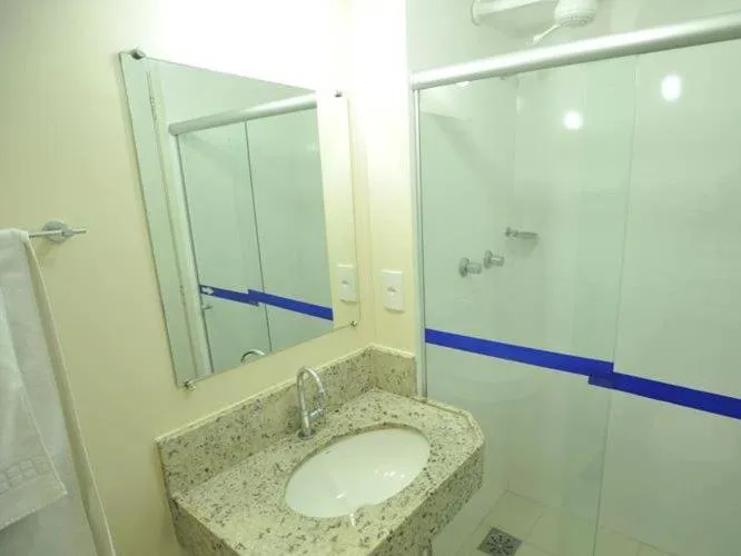 Bathroom in Hotel Plenotel