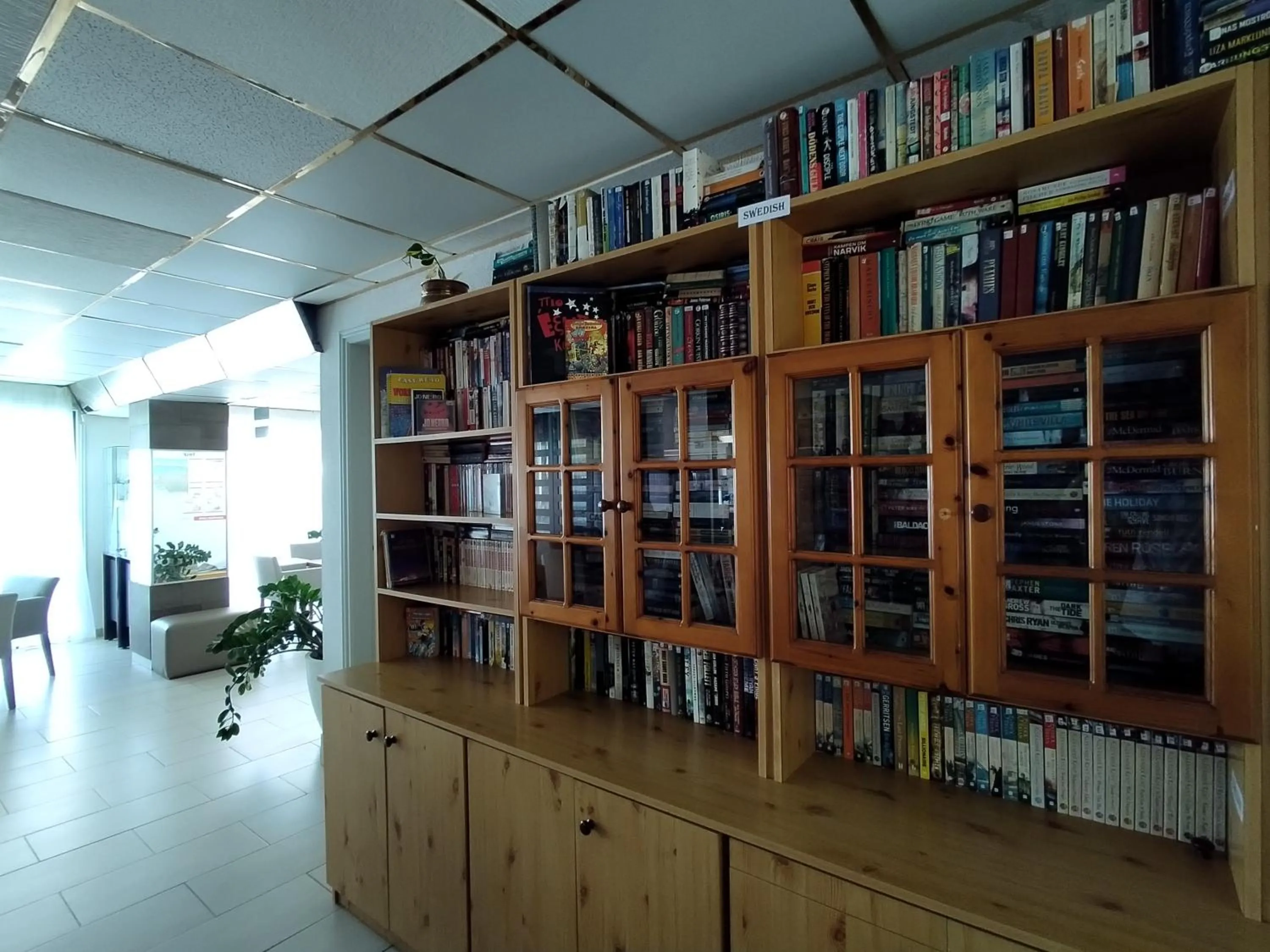 Library in Napa Prince Hotel Apts