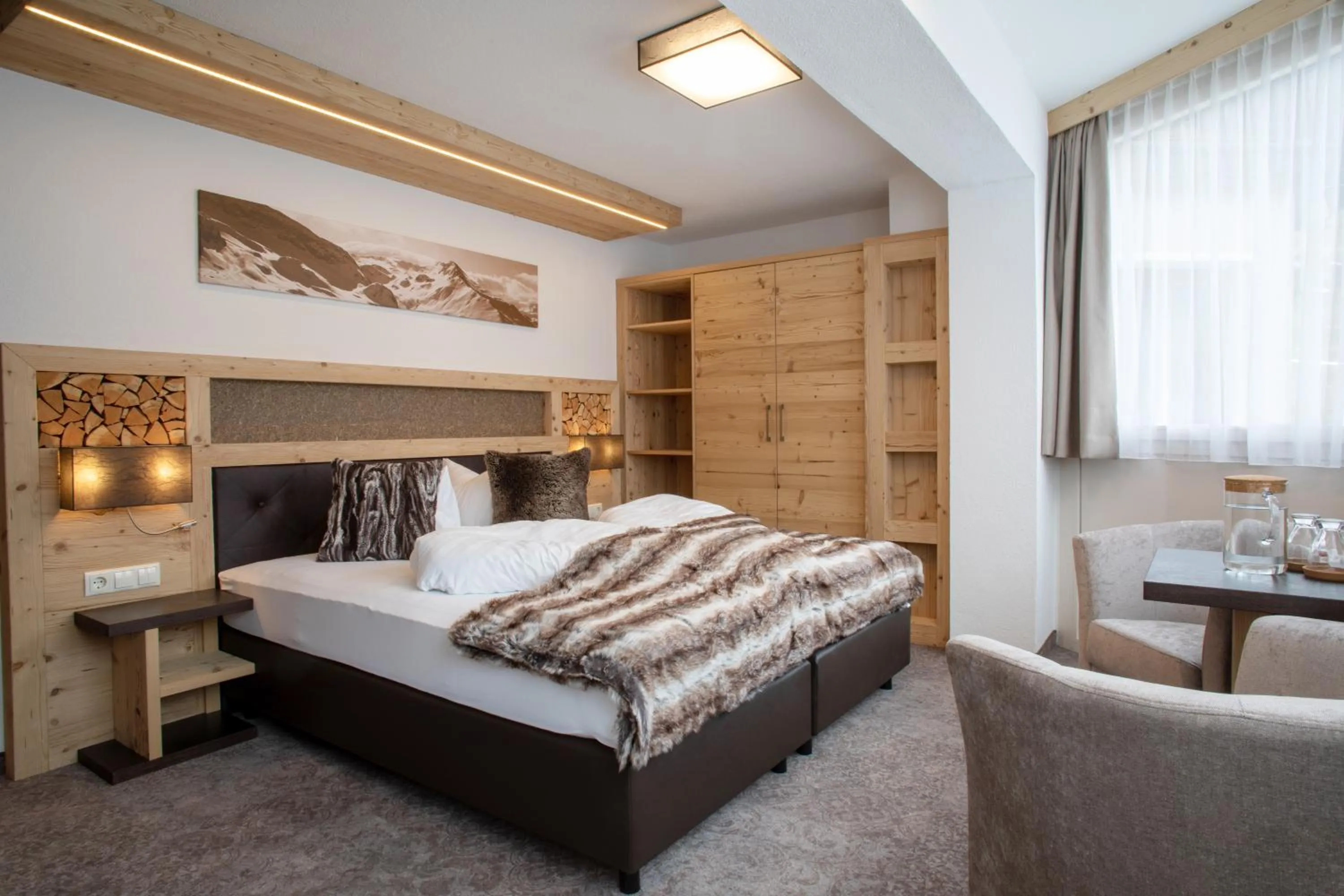 Photo of the whole room, Bed in Hotel Victoria