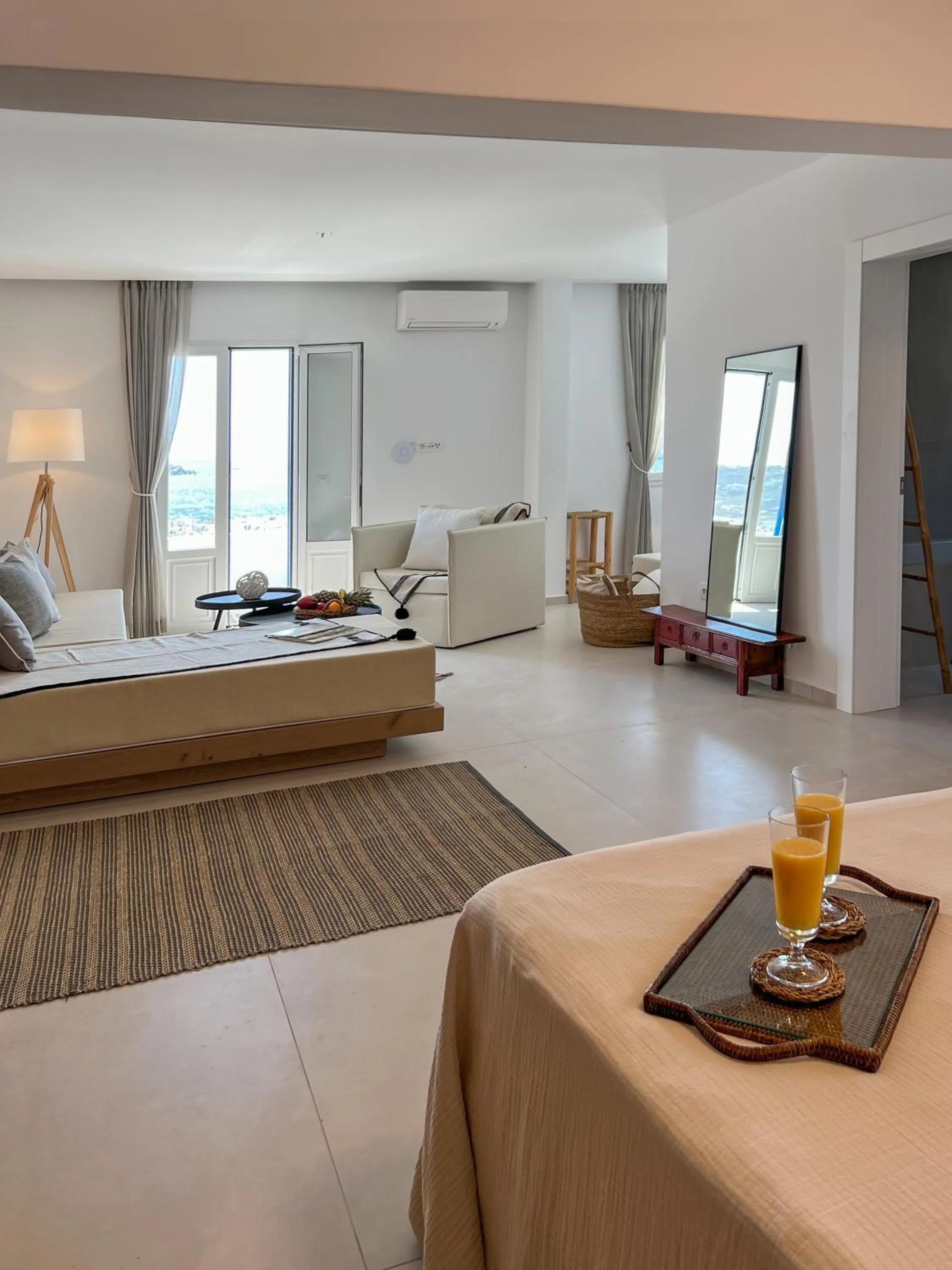 Photo of the whole room, Bed in Portobello Boutique Hotel