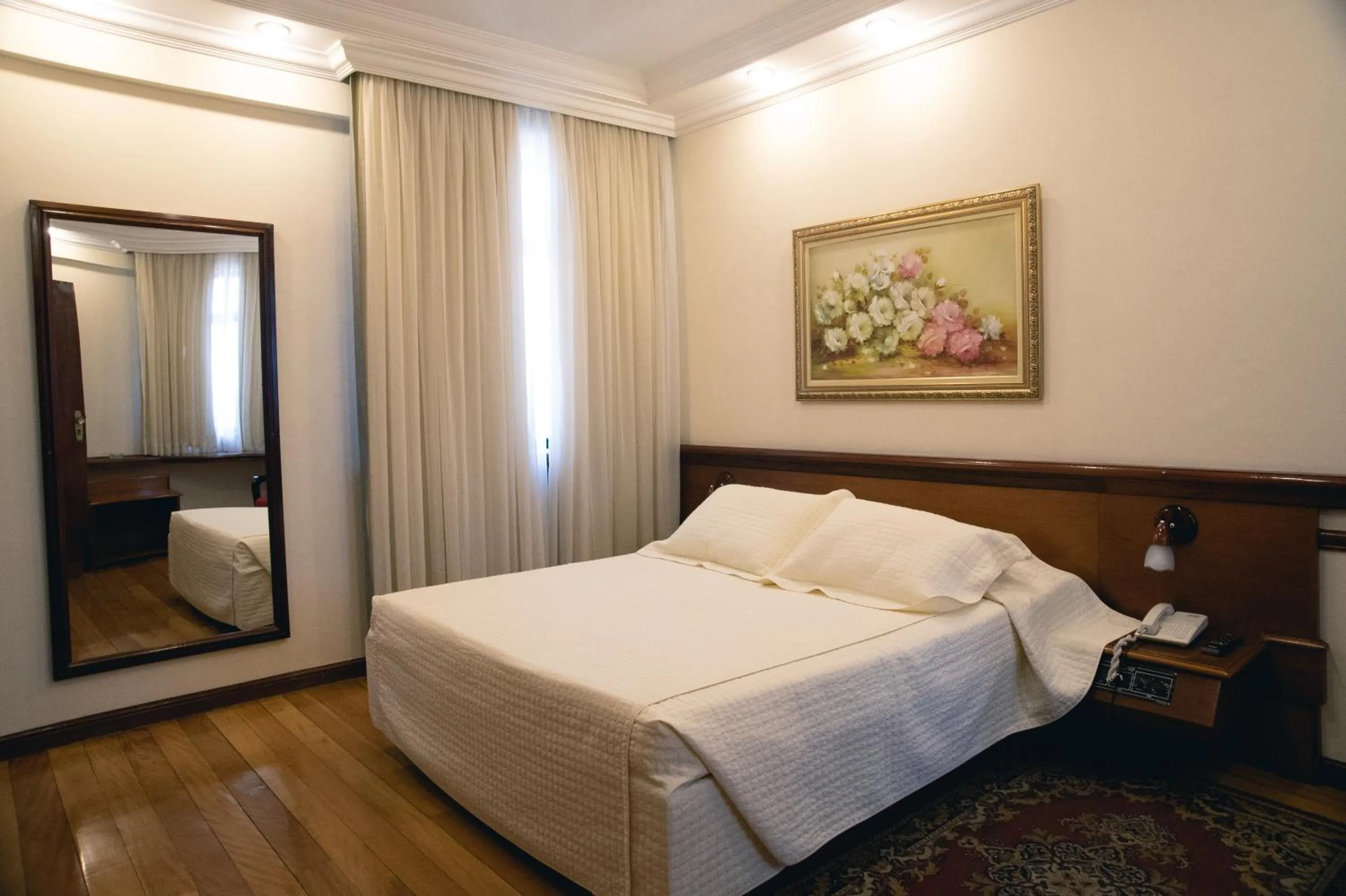 Bed in Lucape Palace Hotel