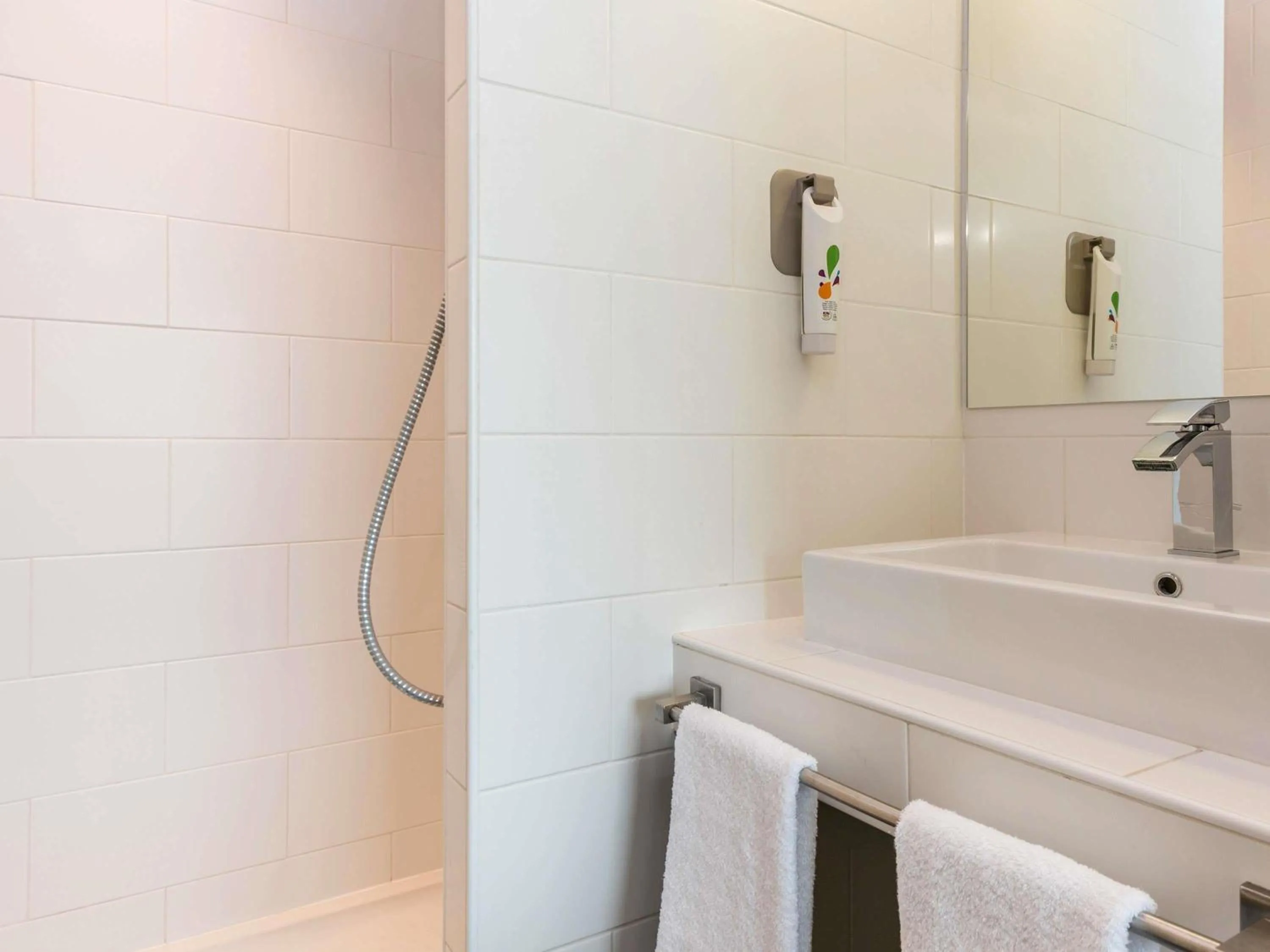 Bedroom in ibis Styles Saint Julien en Genevois Vitam