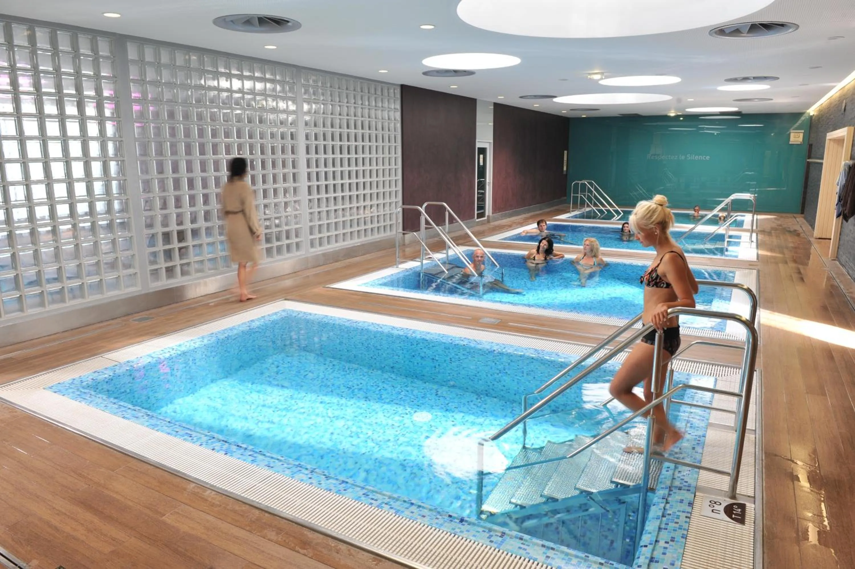 Spa and wellness centre/facilities in ibis Styles Saint Julien en Genevois Vitam