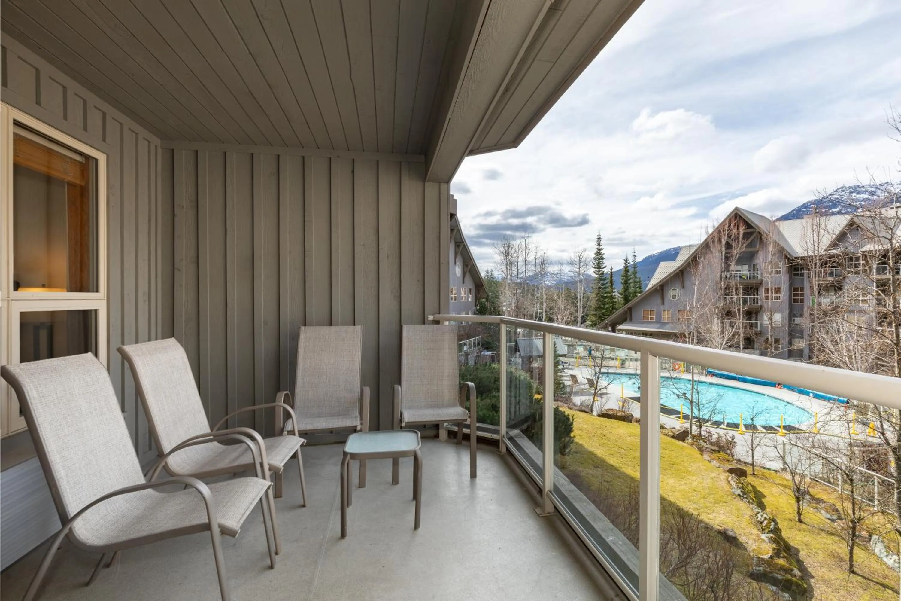 Balcony/Terrace in The Aspens by Whiski Jack