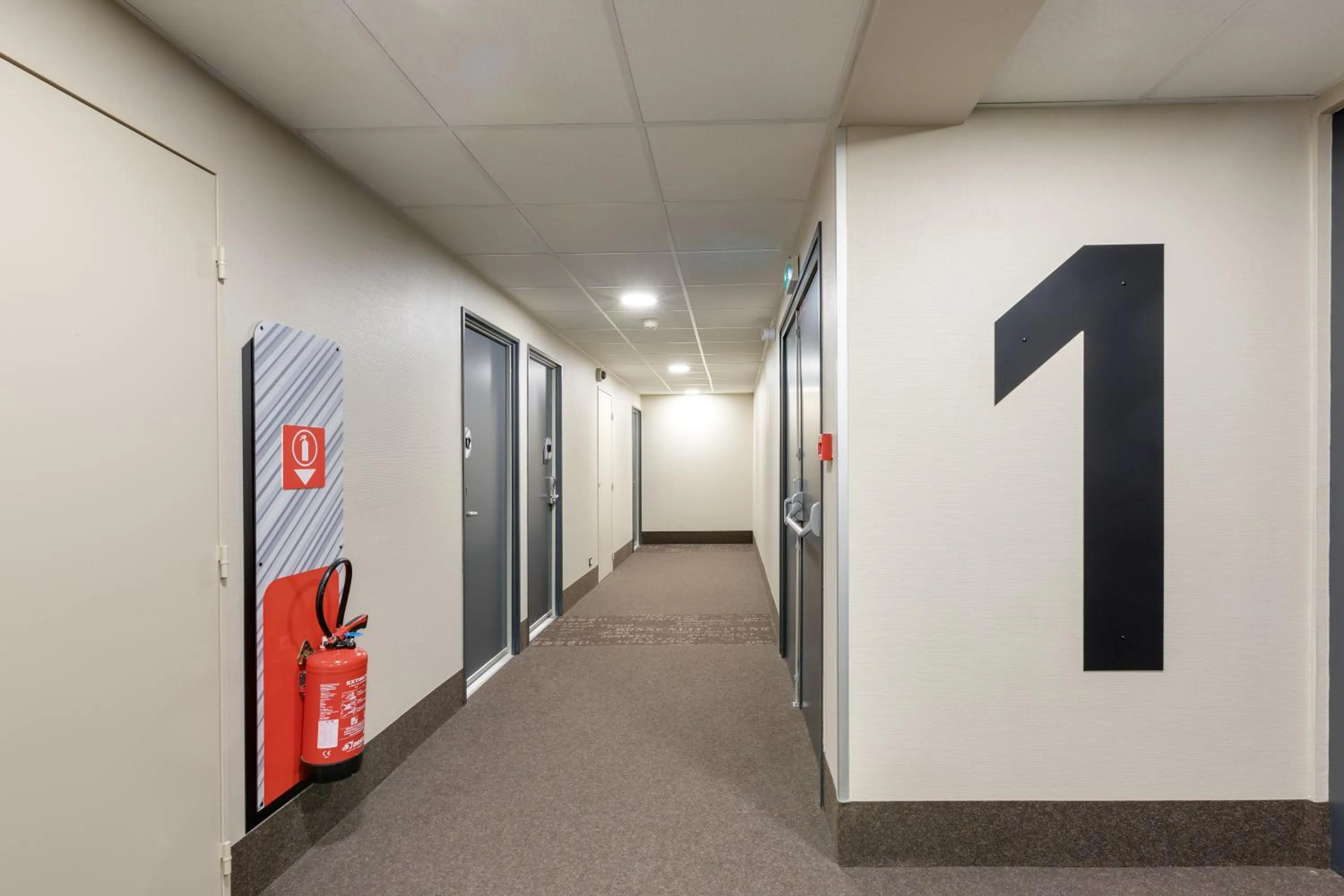 Decorative detail in B&B HOTEL Lille Centre Grand Palais