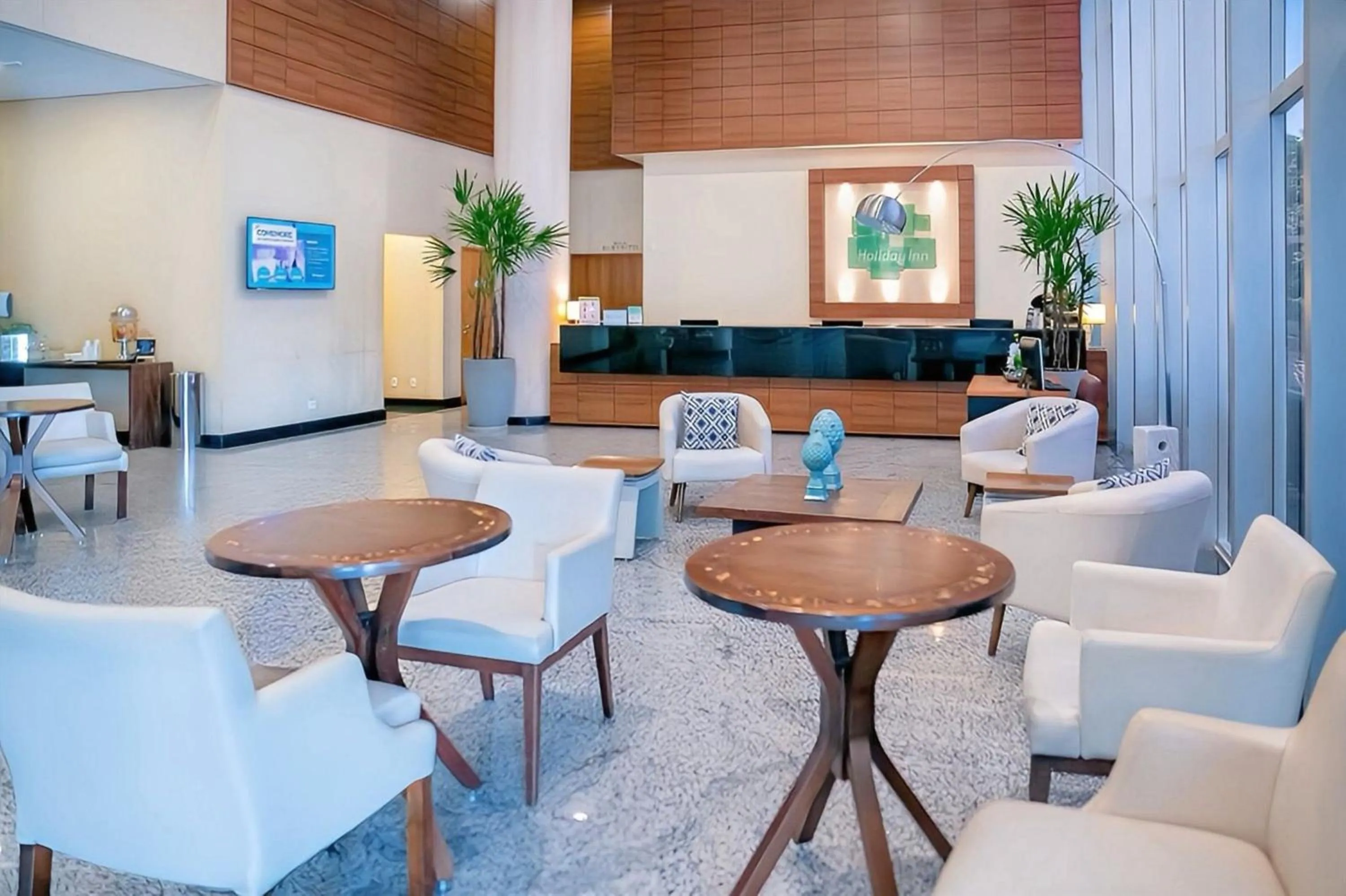 Property building in Holiday Inn Manaus by IHG