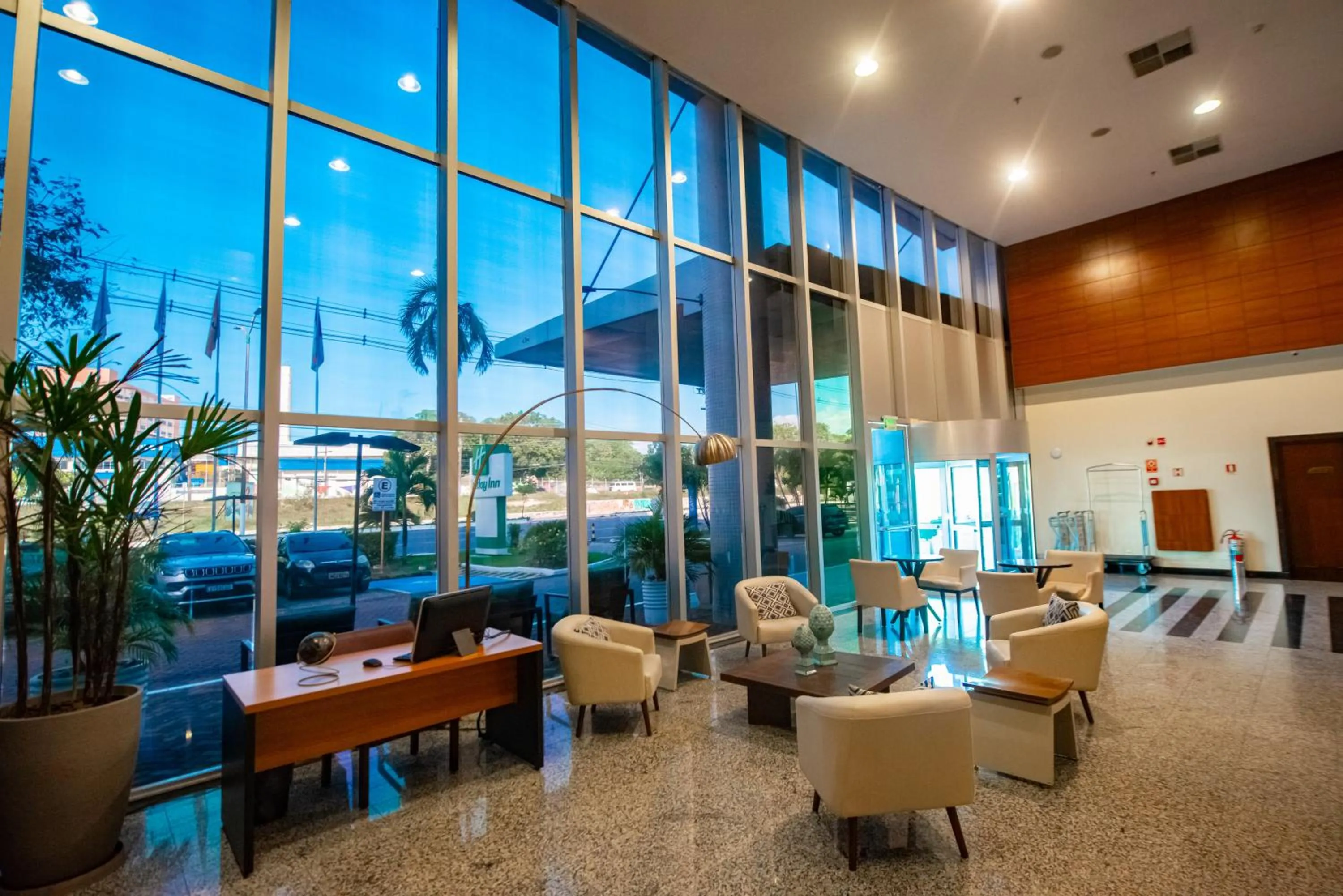 Property building in Holiday Inn Manaus by IHG