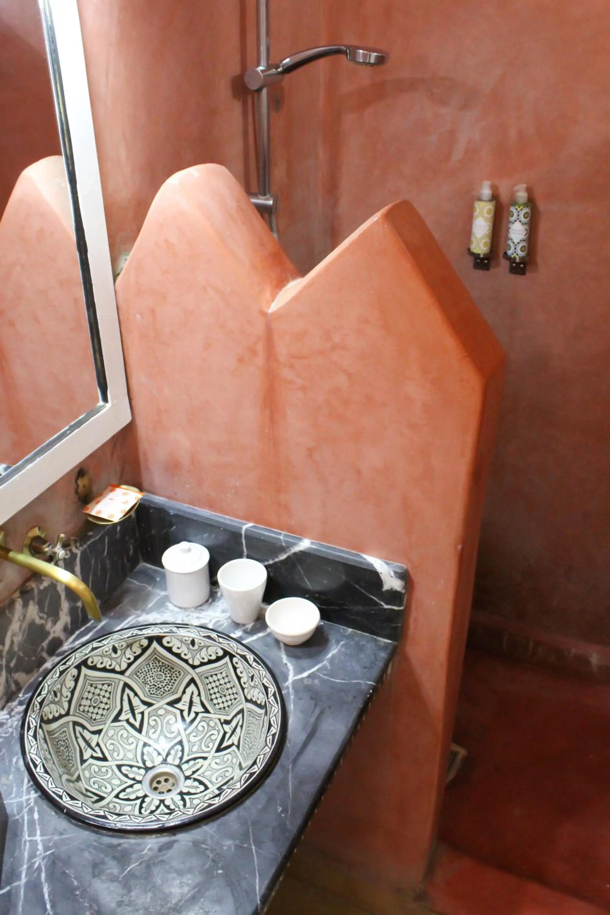 Bathroom in Riad Amra