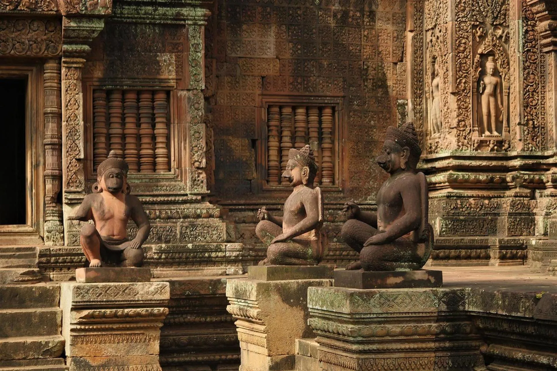 Landmark view in Anjali by Syphon