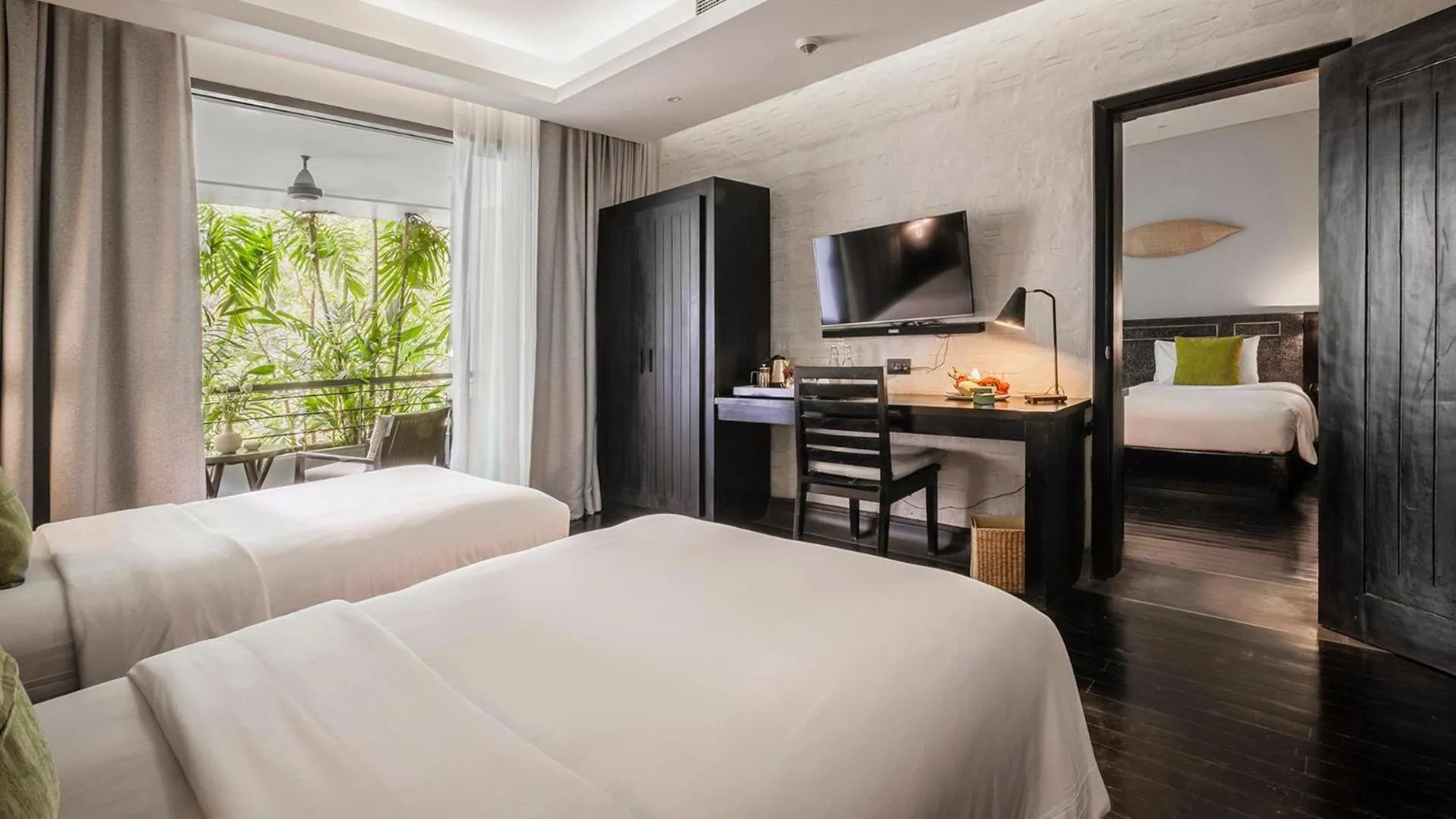 Photo of the whole room, Bed in Anjali by Syphon