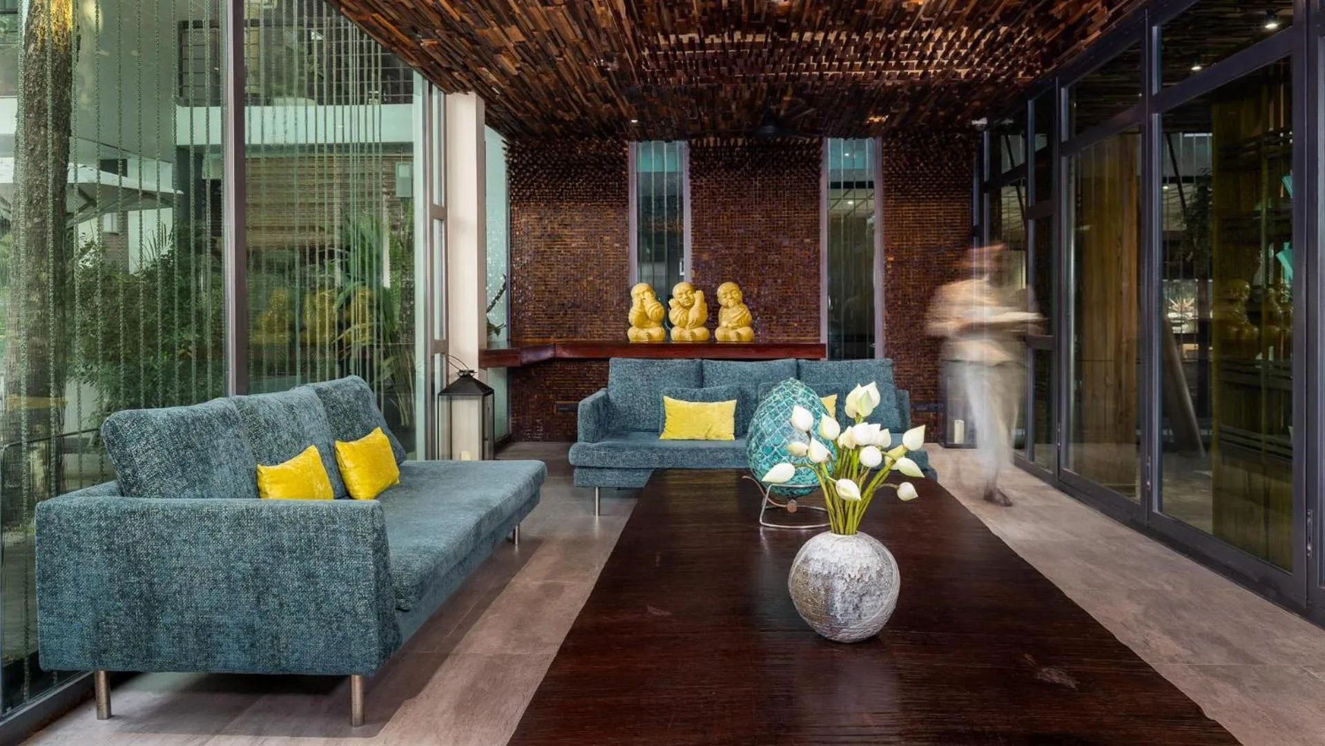 Lobby or reception in Anjali by Syphon