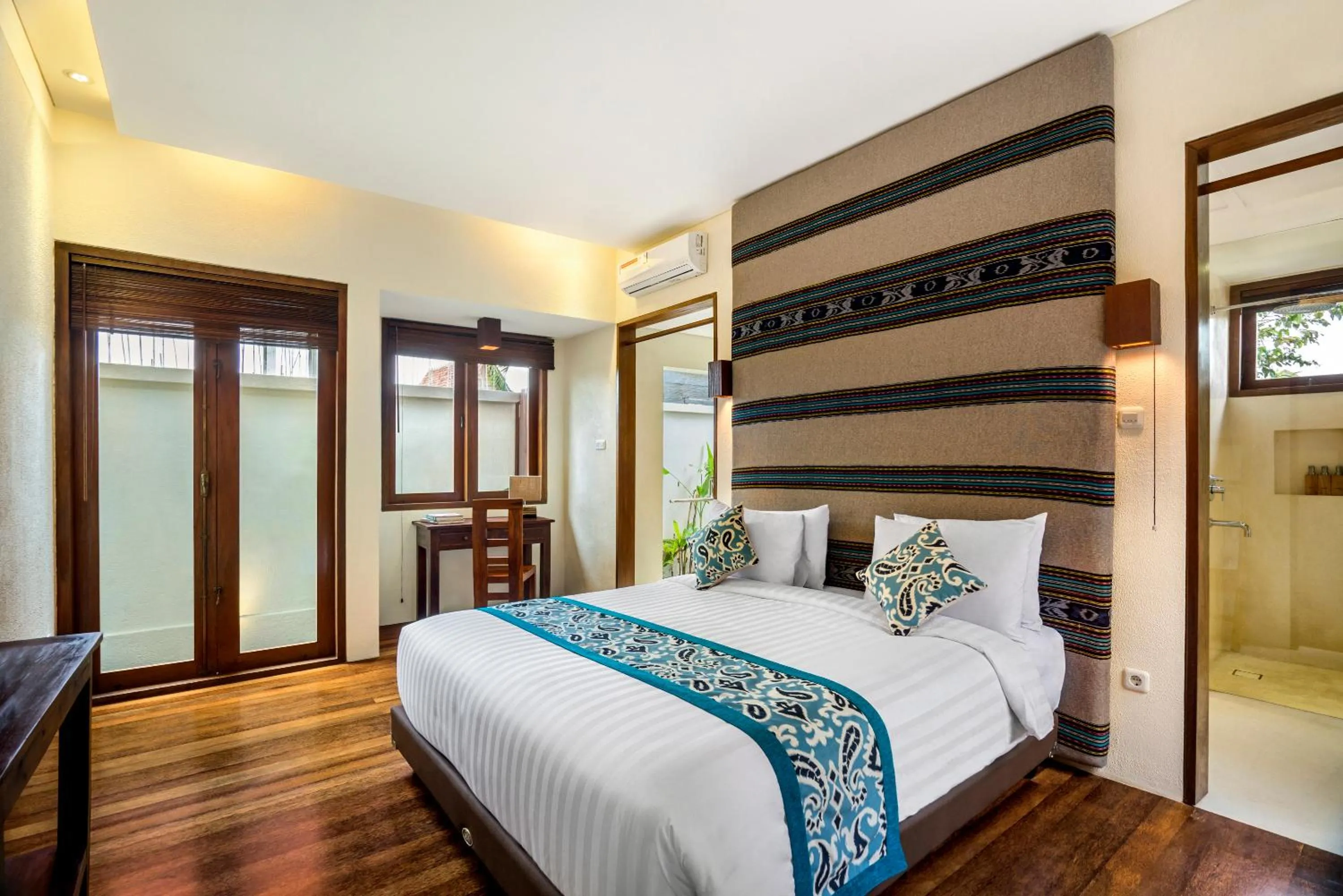 Photo of the whole room, Bed in Rumah Suweta