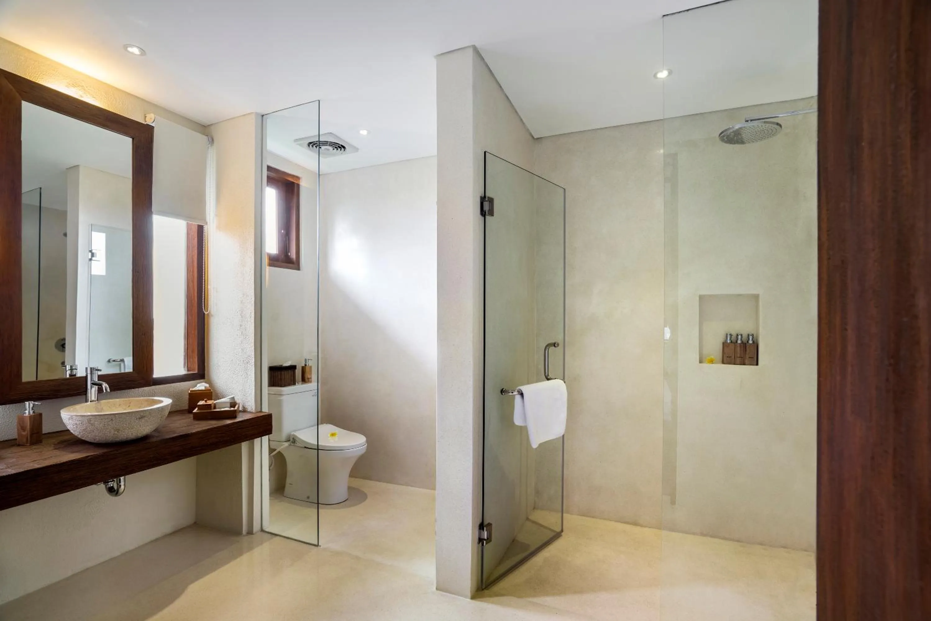 Toilet in Rumah Suweta