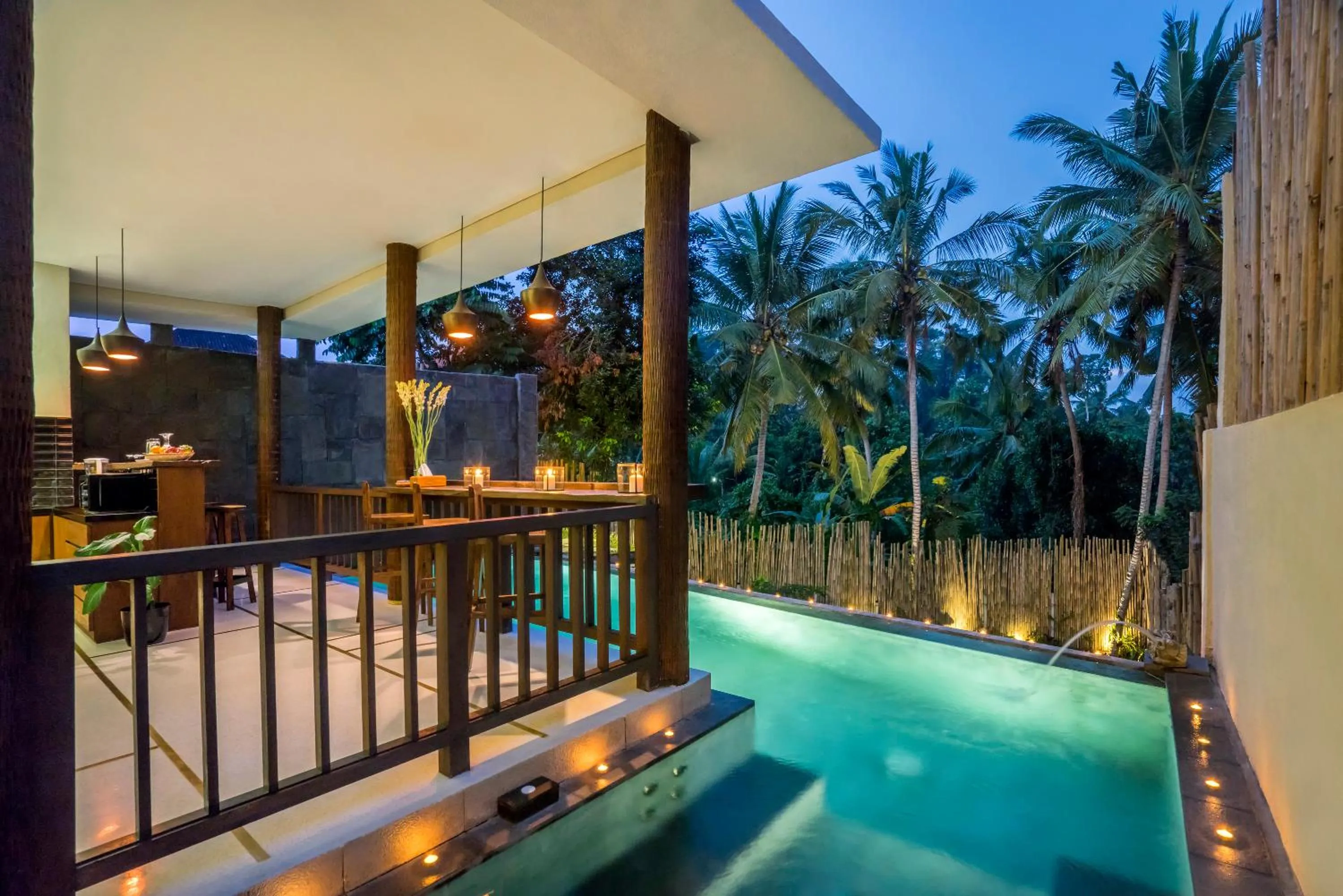 Restaurant/places to eat in Rumah Suweta