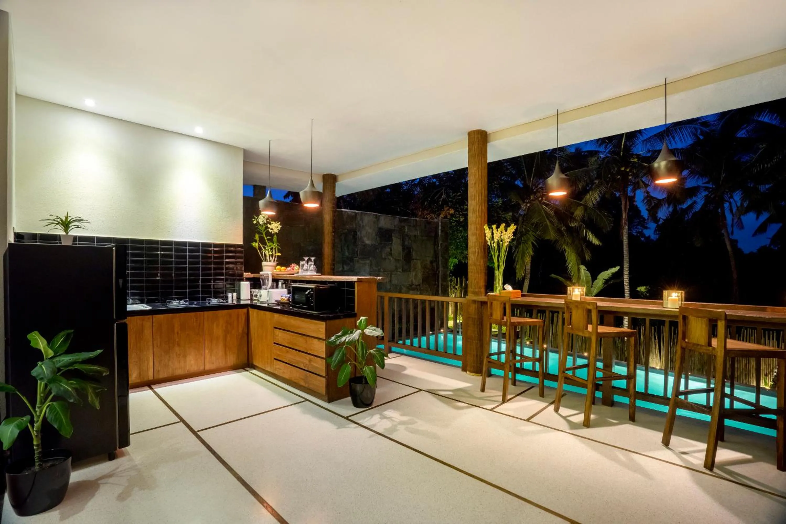 Kitchen or kitchenette in Rumah Suweta