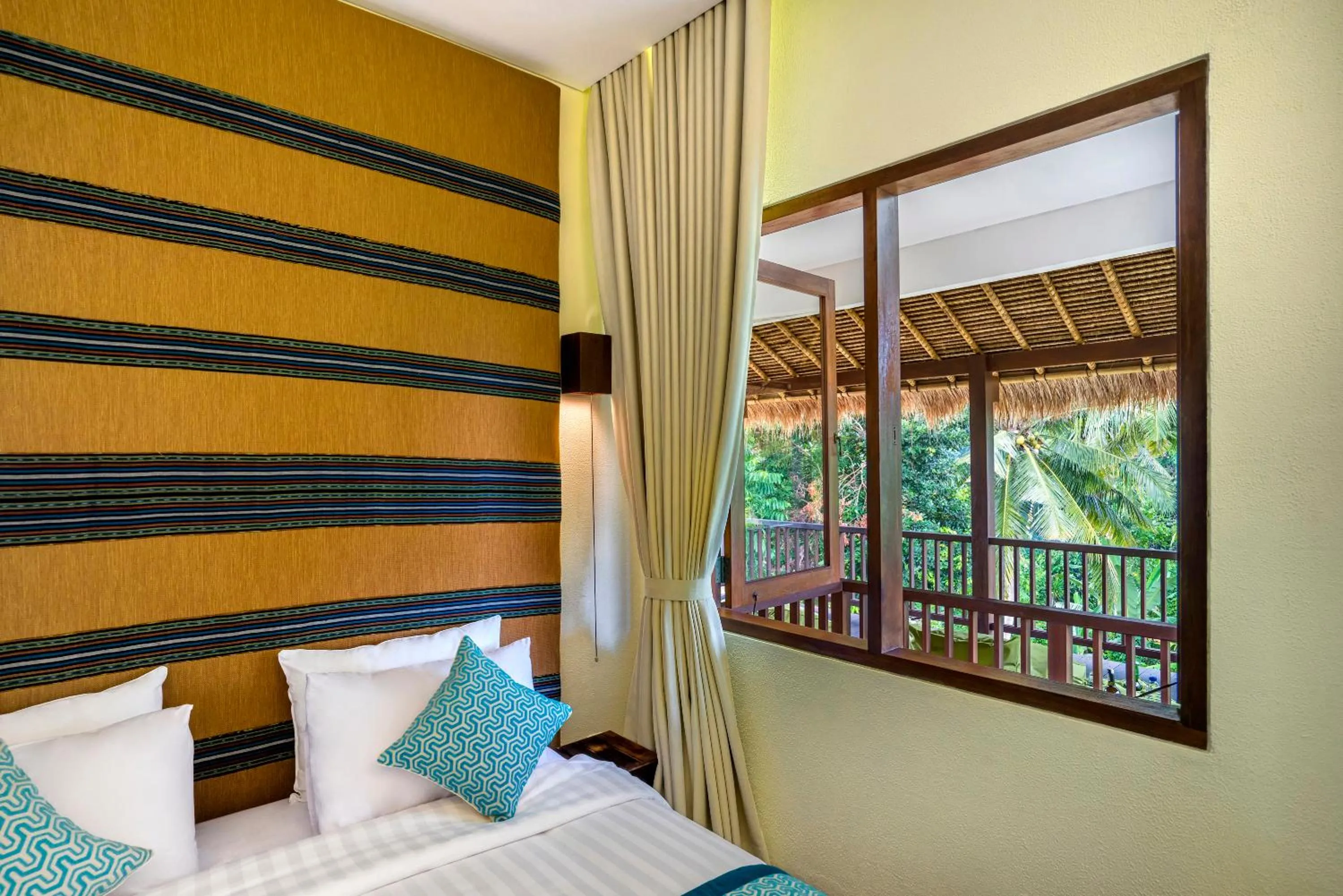 View (from property/room), Bed in Rumah Suweta