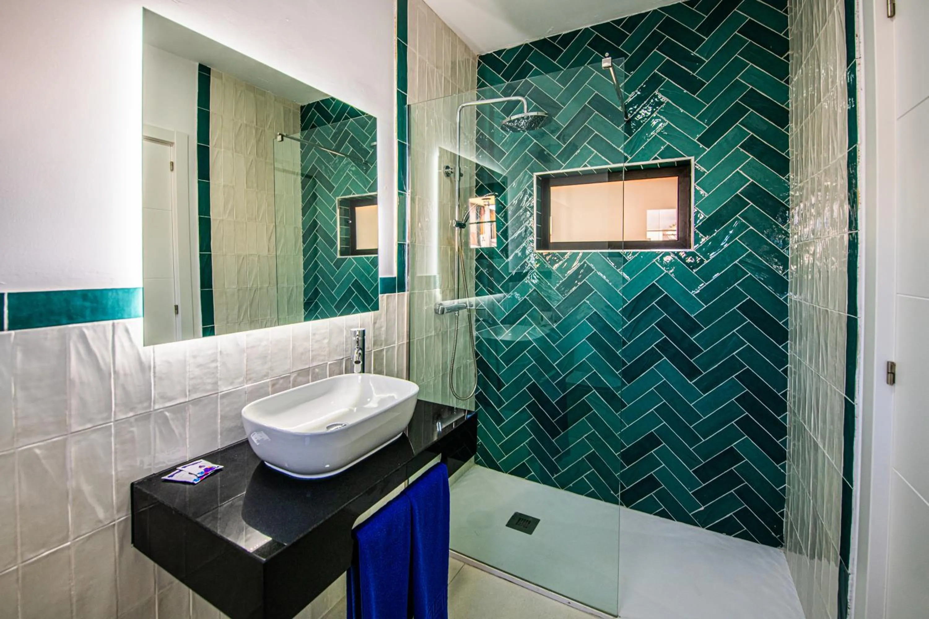 Shower in Fuerteventura Beach Club