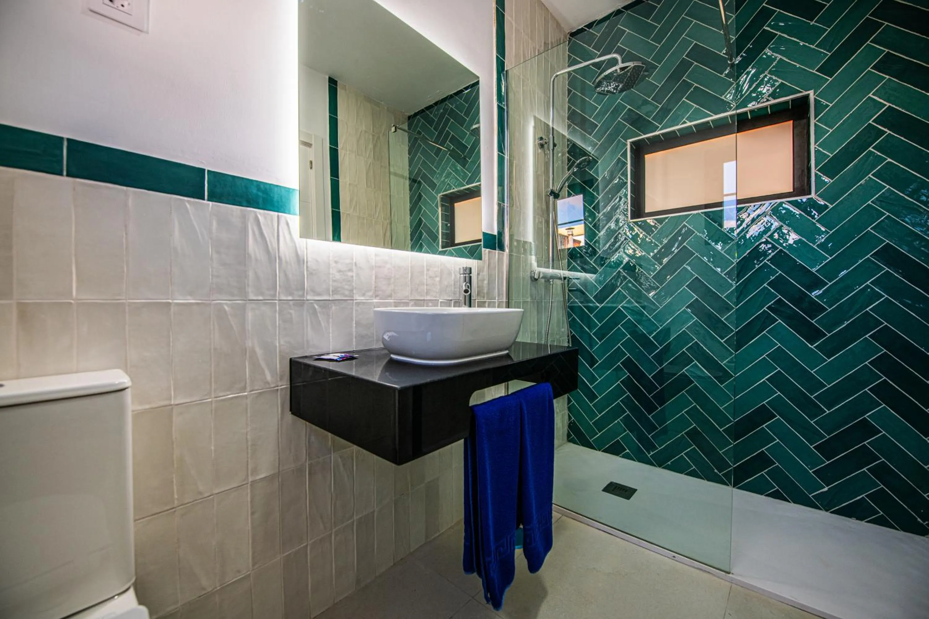 Shower in Fuerteventura Beach Club