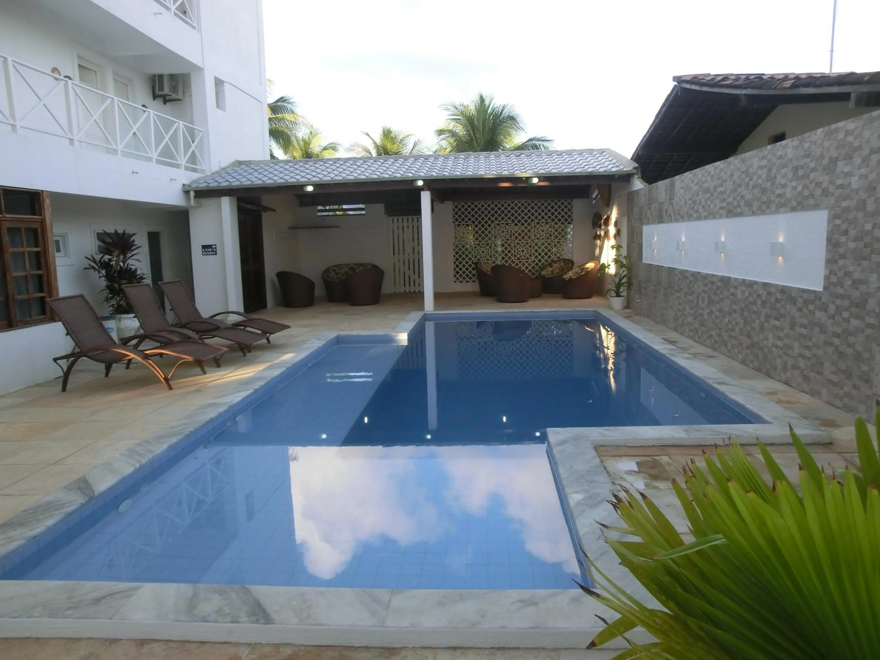 Swimming pool in Brisamar Hotel Pousada