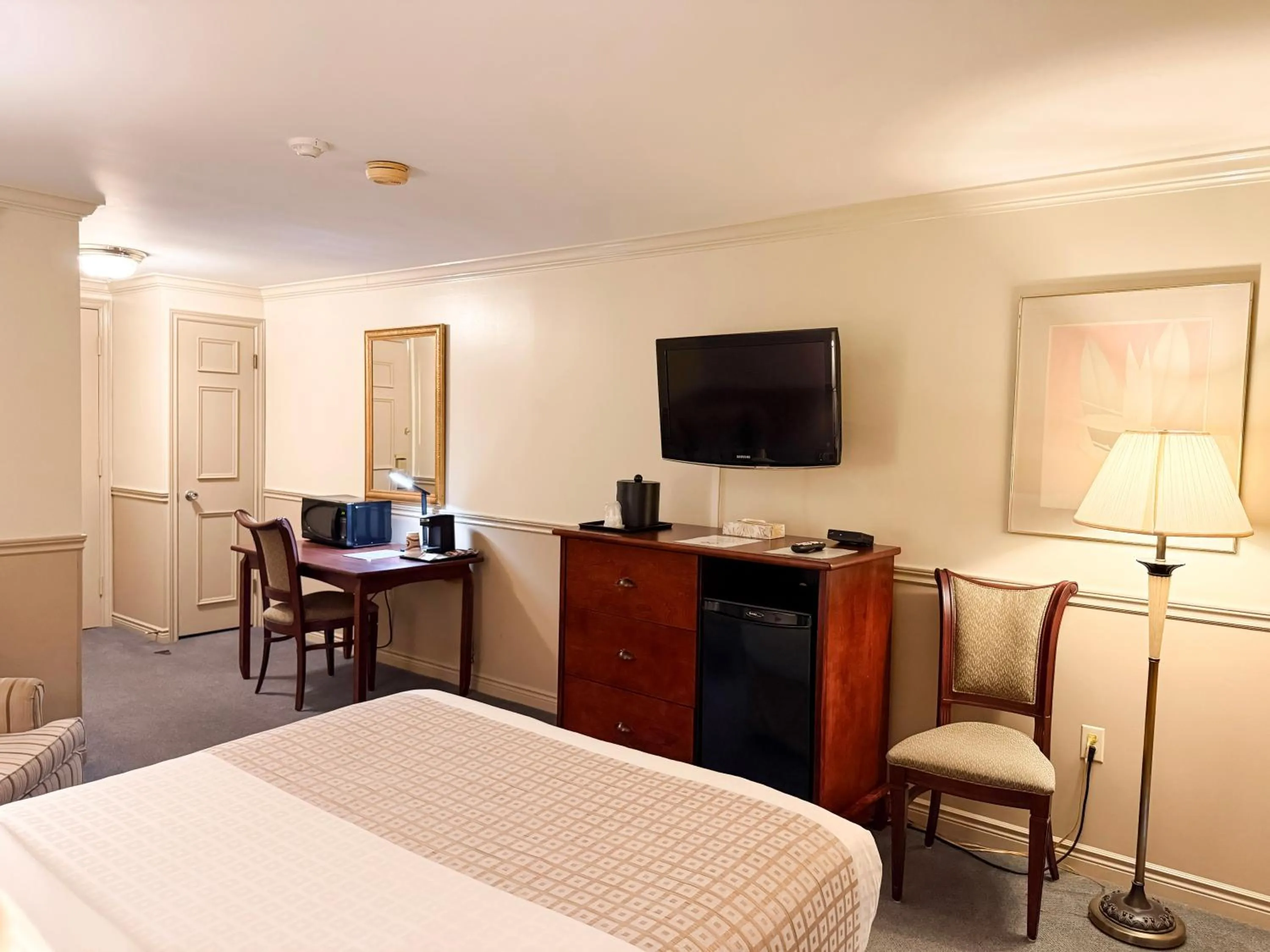 TV and multimedia, Bed in Inn on the Lake