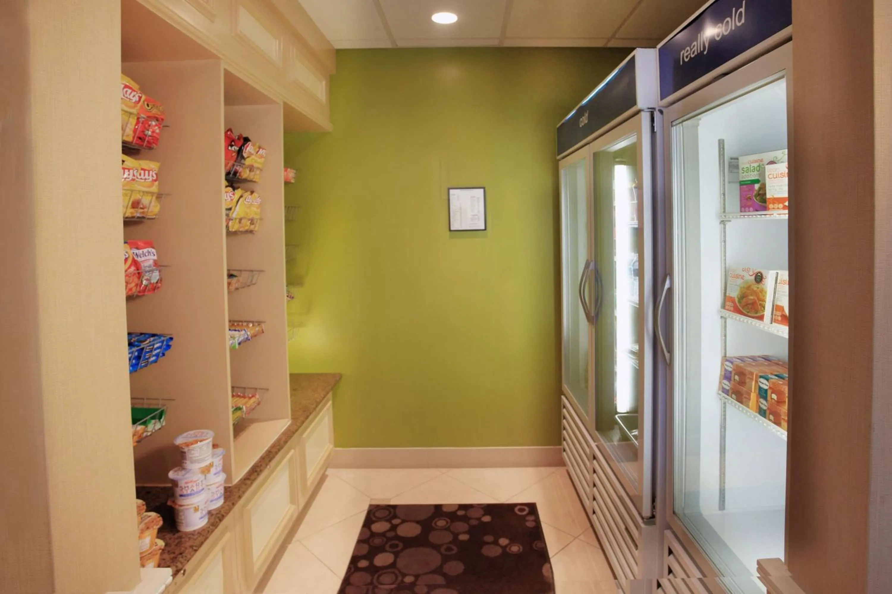 Restaurant/places to eat in Hilton Garden Inn Aberdeen