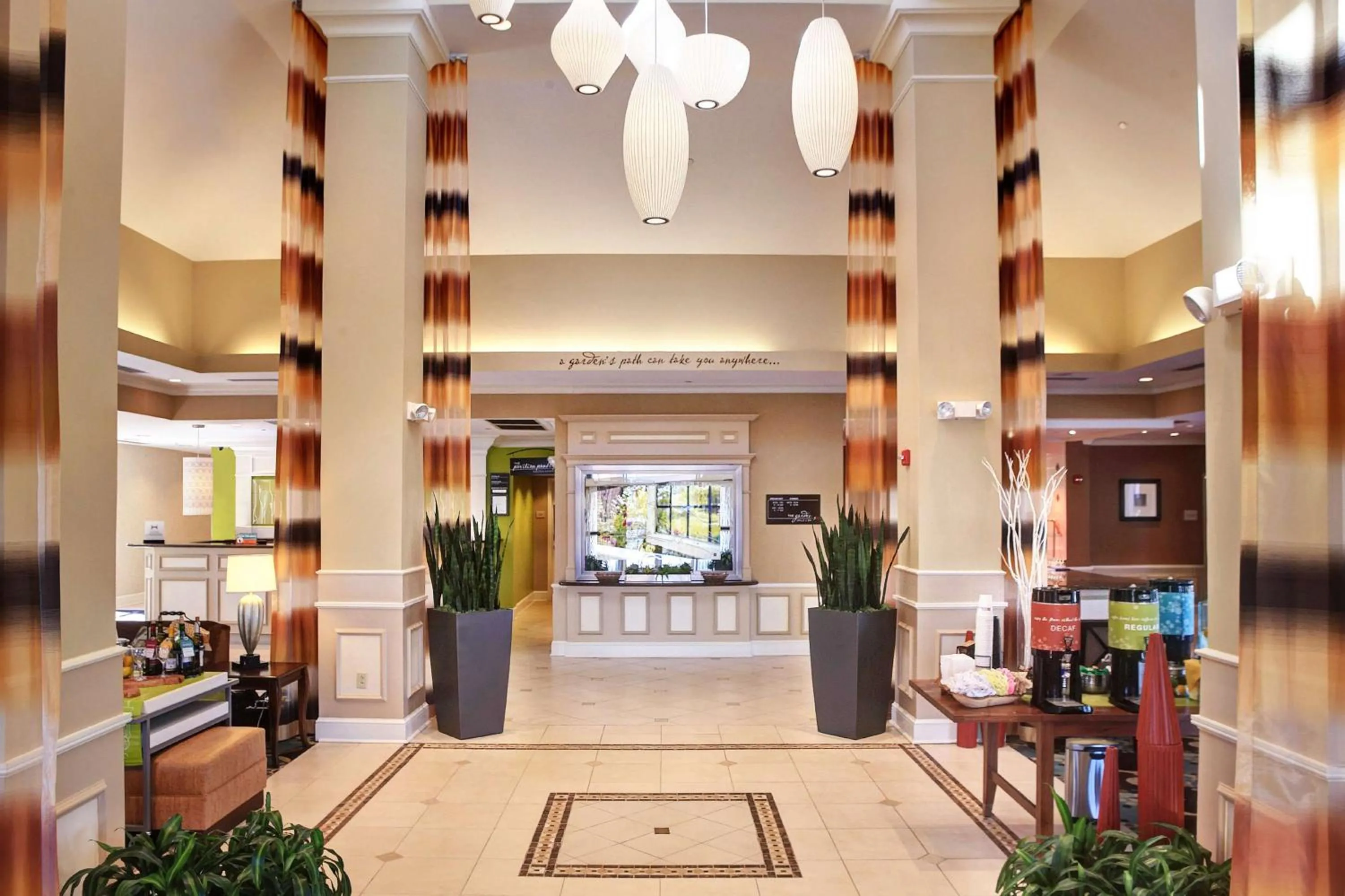 Lobby or reception in Hilton Garden Inn Aberdeen