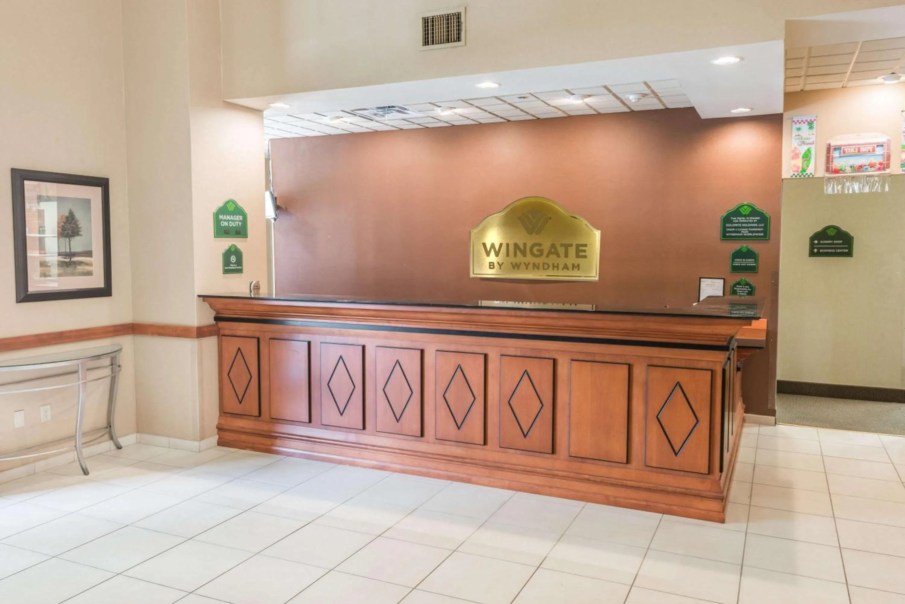 Lobby or reception in Wingate by Wyndham New Braunfels