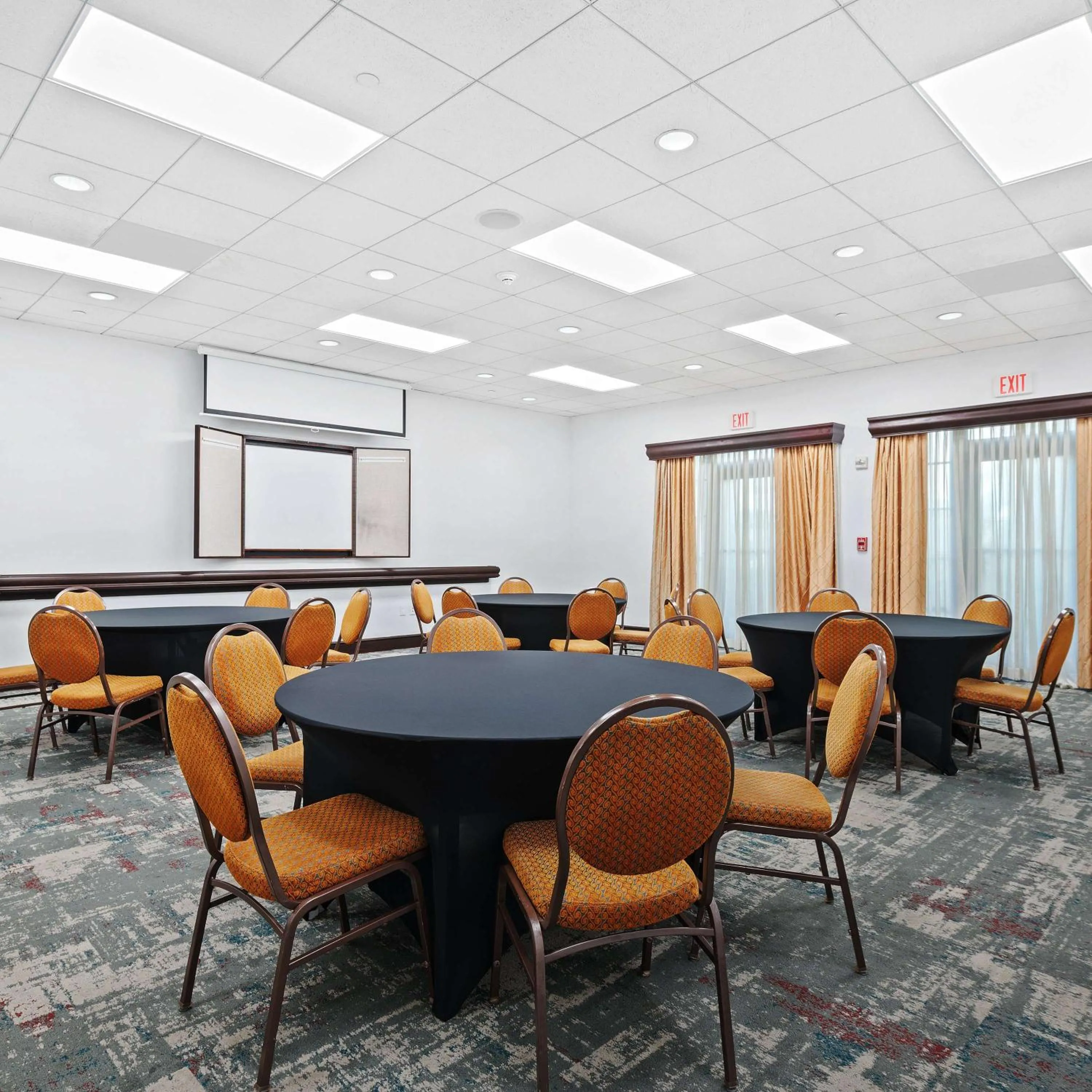 Meeting/conference room in Homewood Suites by Hilton Fort Lauderdale Airport-Cruise Port