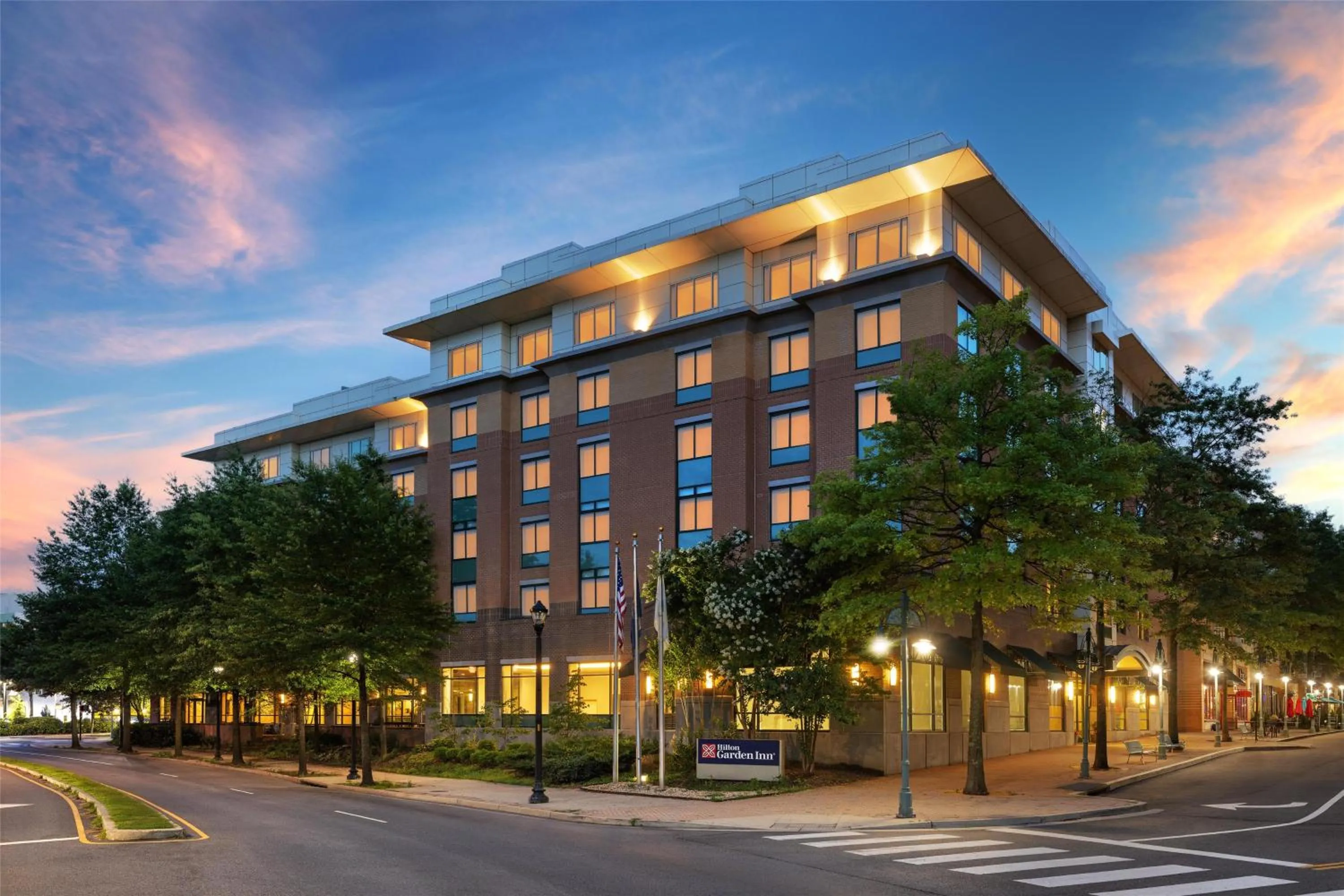 Property building in Hilton Garden Inn Shirlington