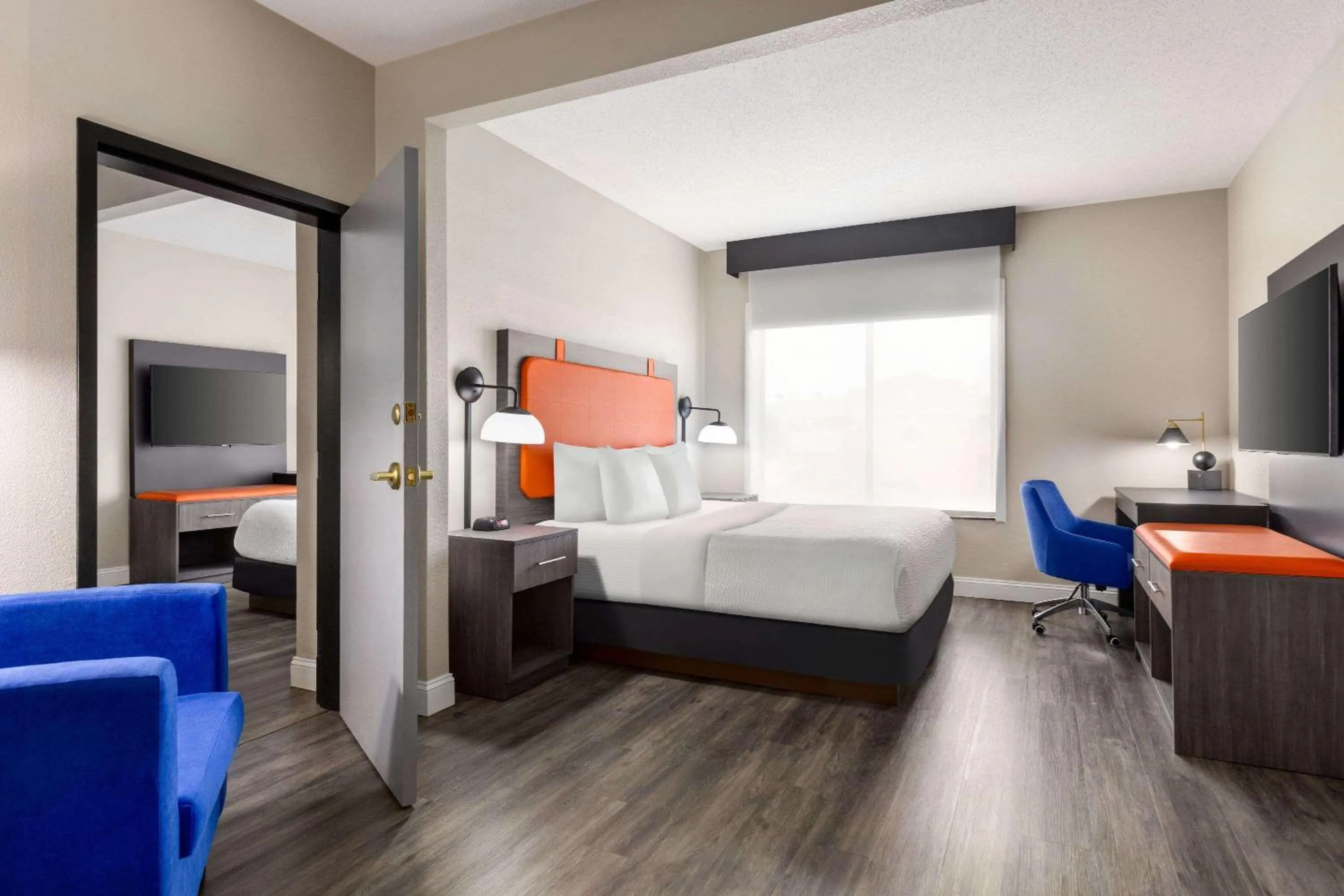 Bed in La Quinta by Wyndham Mt. Laurel - Philadelphia