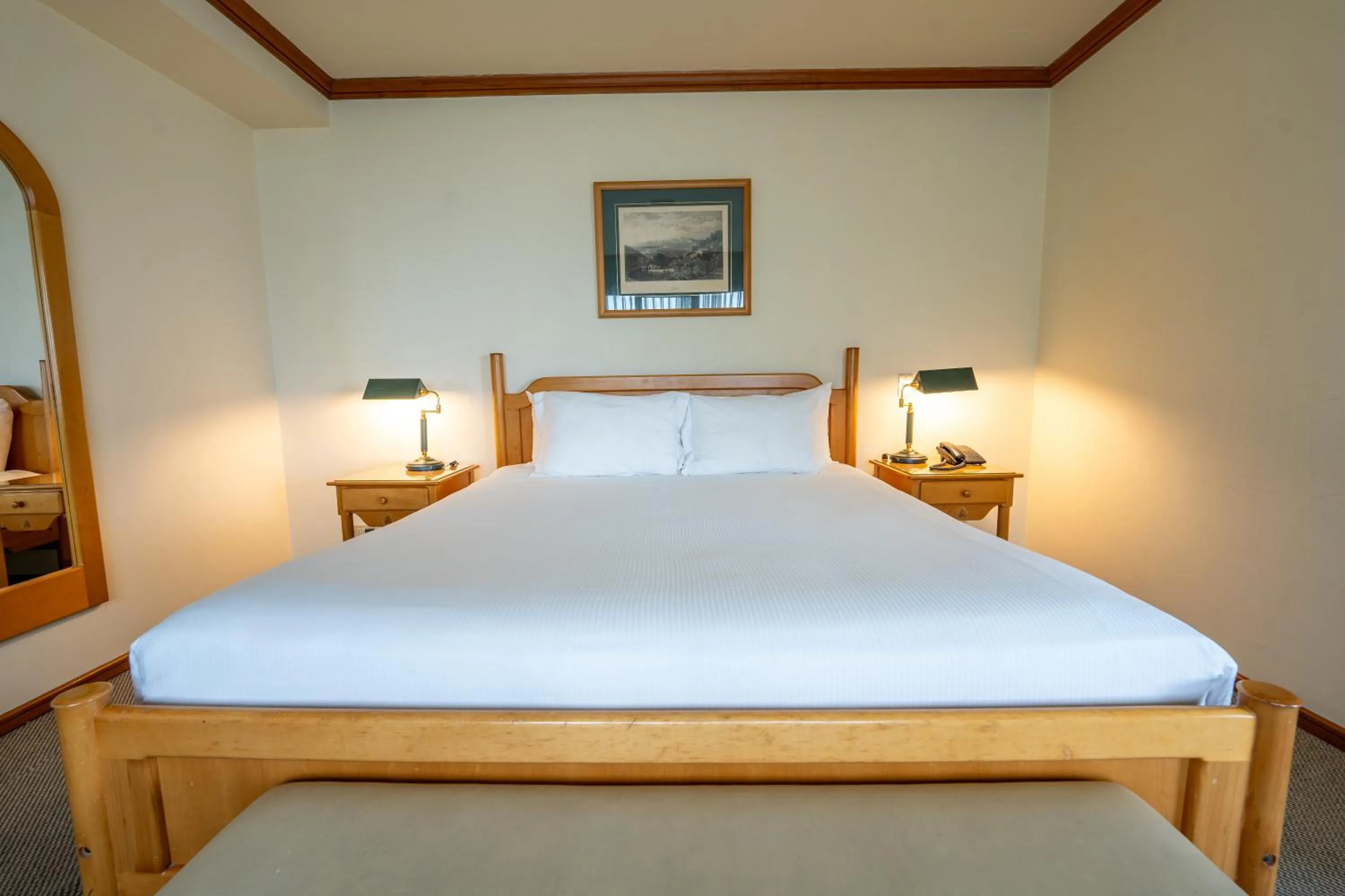 Bedroom, Bed in abba Presidente Suites Puerto Montt