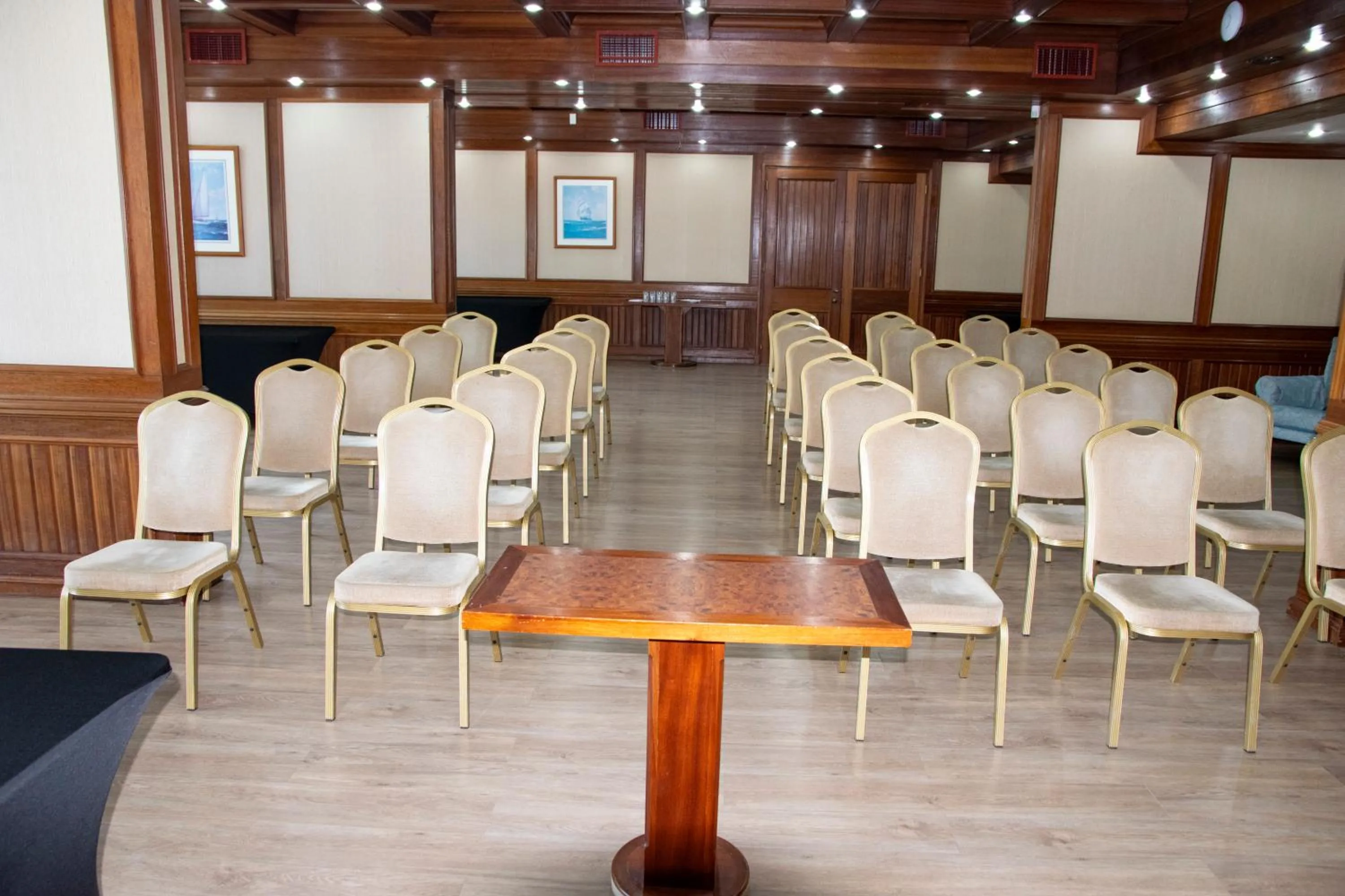 Property building in abba Presidente Suites Puerto Montt