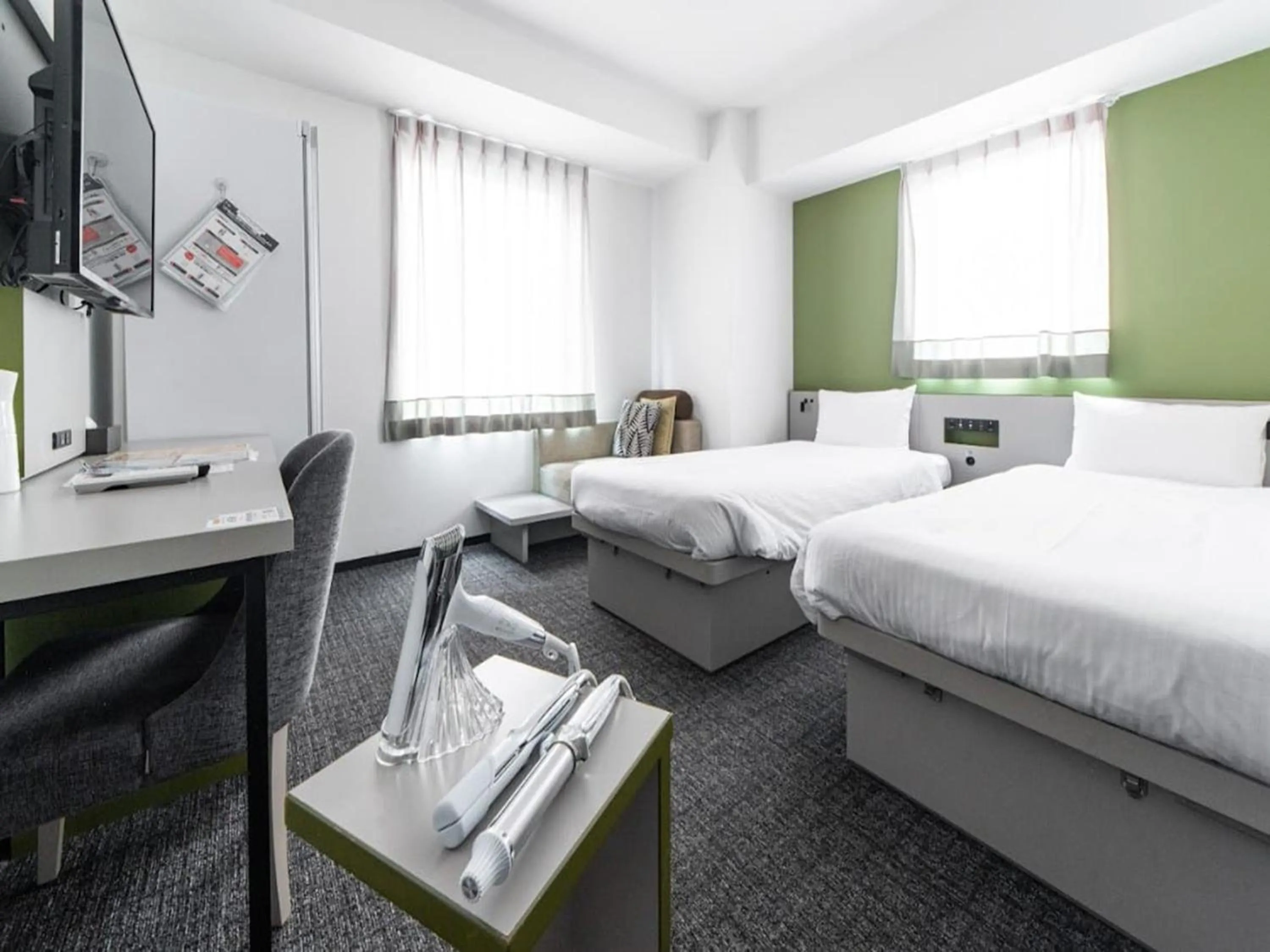 Bedroom, Bed in Henn na Hotel Tokyo Ginza