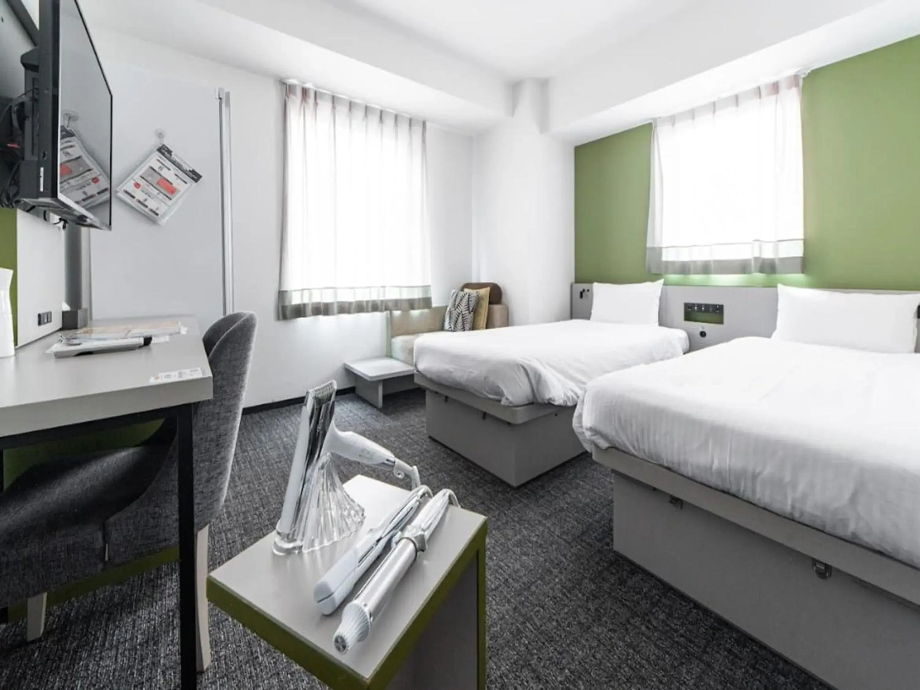 ReFa Corner Twin Room - single occupancy in Henn na Hotel Tokyo Ginza ReFa Corner Twin Room - single occupancy in Henn na Hotel Tokyo Ginza