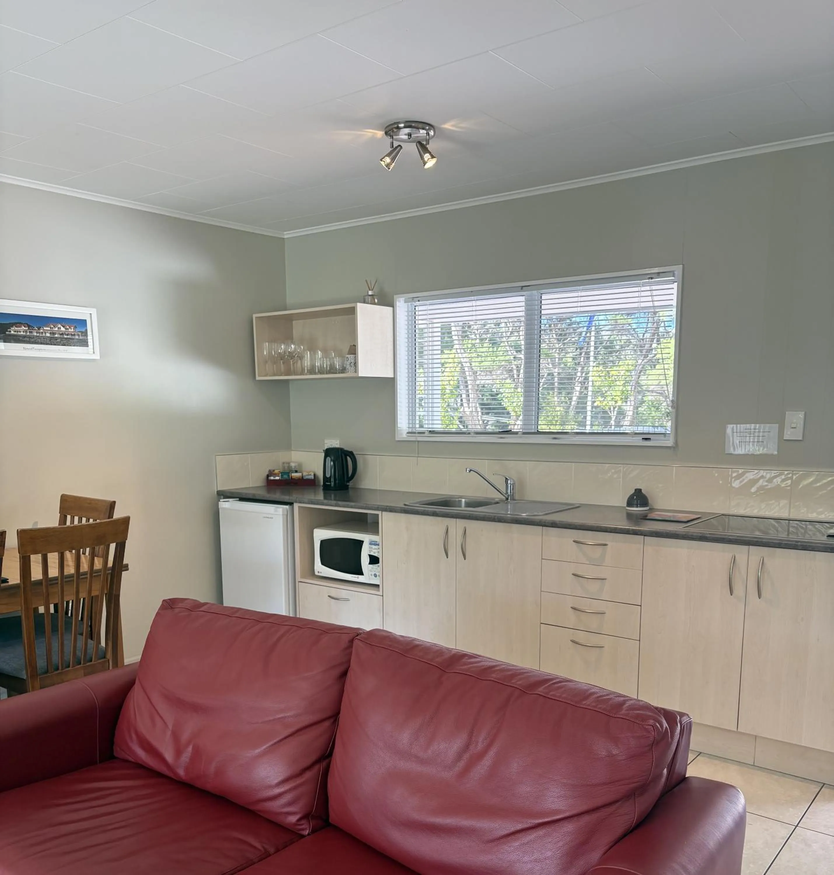 Ash Grove Boutique Motel