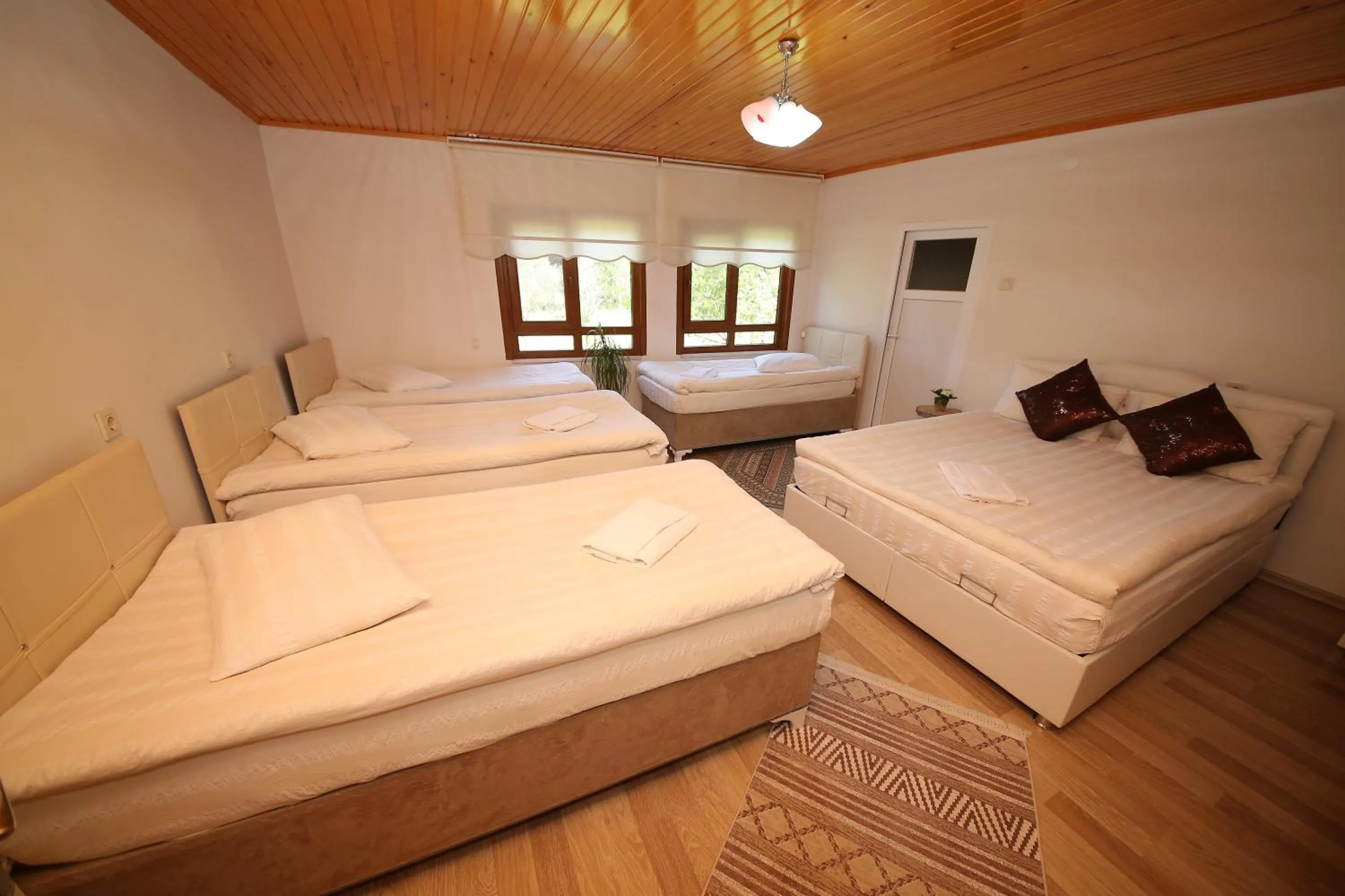 View (from property/room), Bed in Emiroğlu Konak Otel