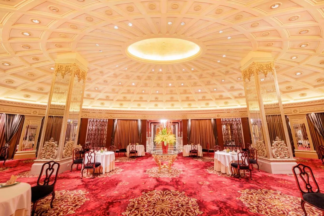 Restaurant/places to eat in Legendale Hotel Beijing