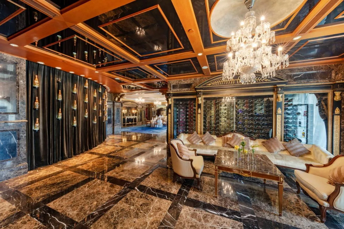 Restaurant/places to eat in Legendale Hotel Beijing