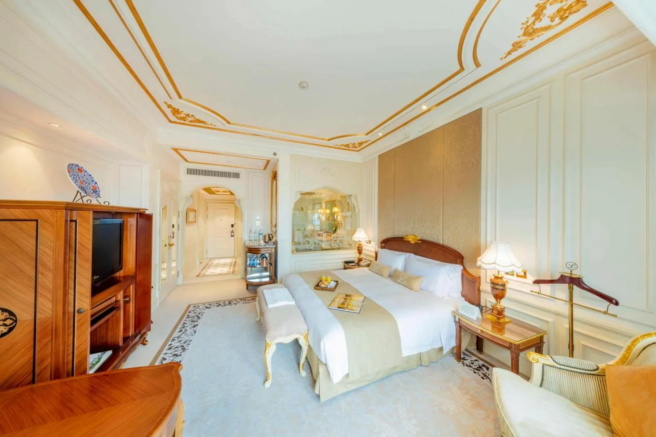 Bedroom, Bed in Legendale Hotel Beijing