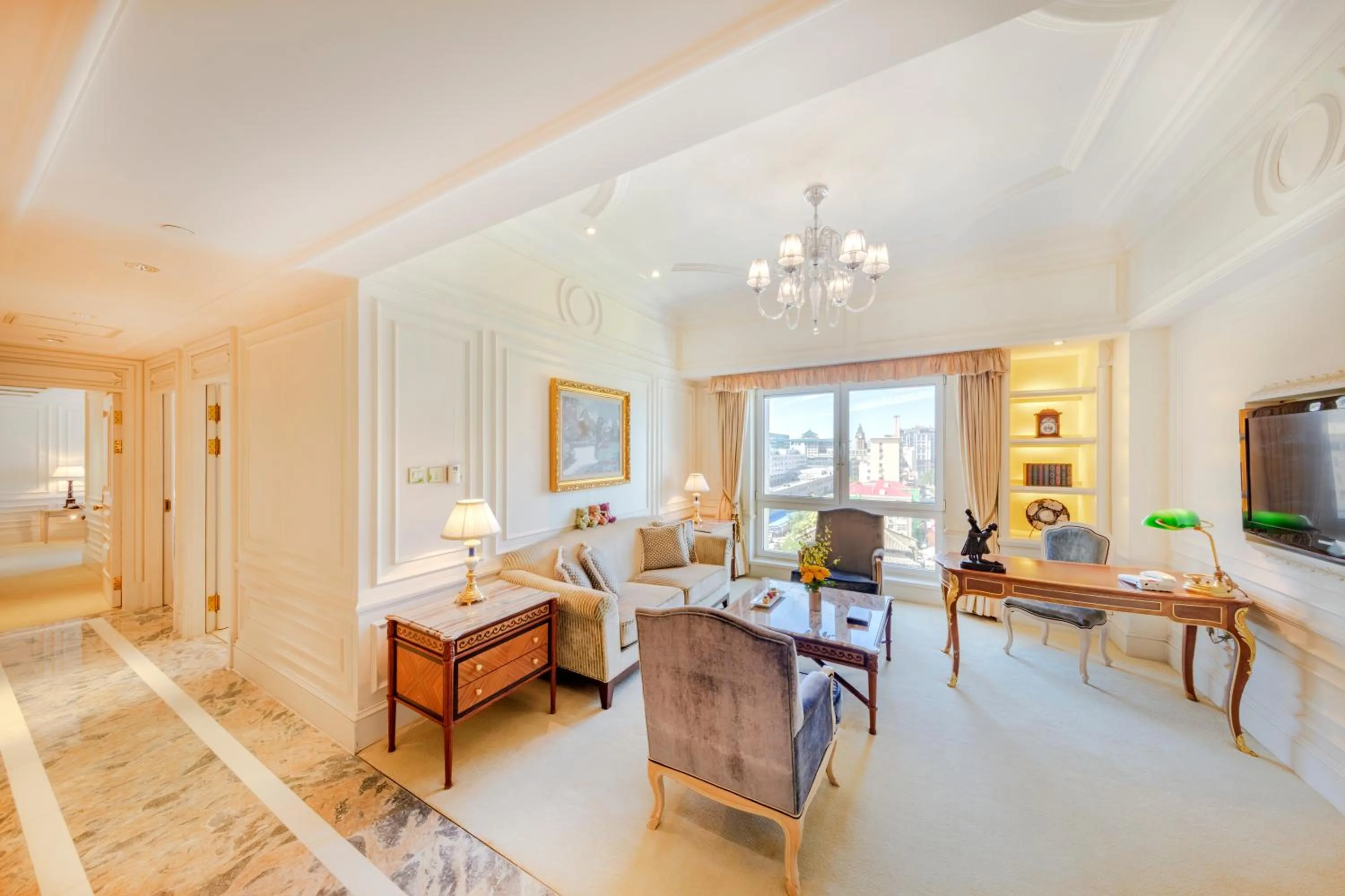 Bed in Legendale Hotel Beijing