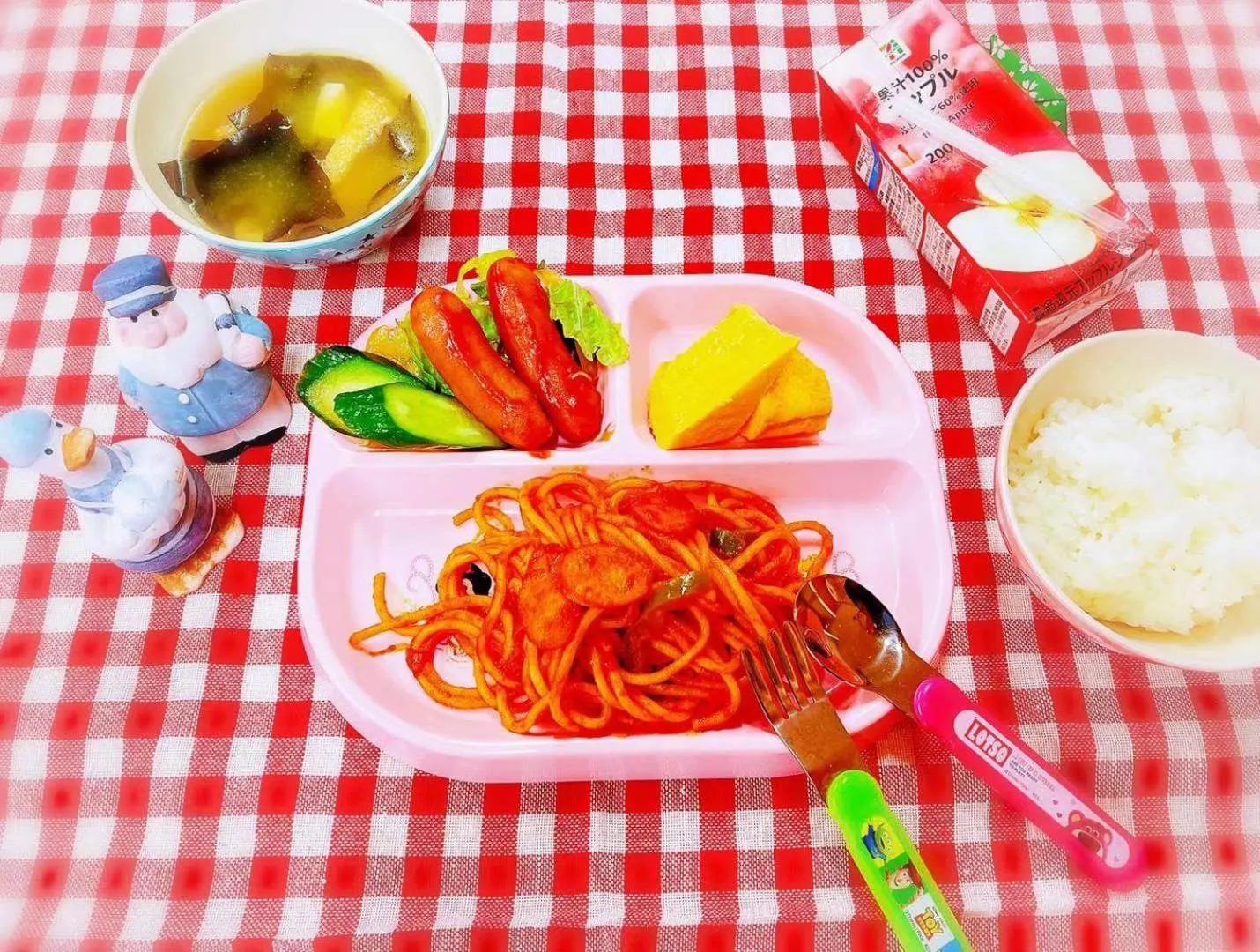 Breakfast in Yamanaka Lake Ryozan