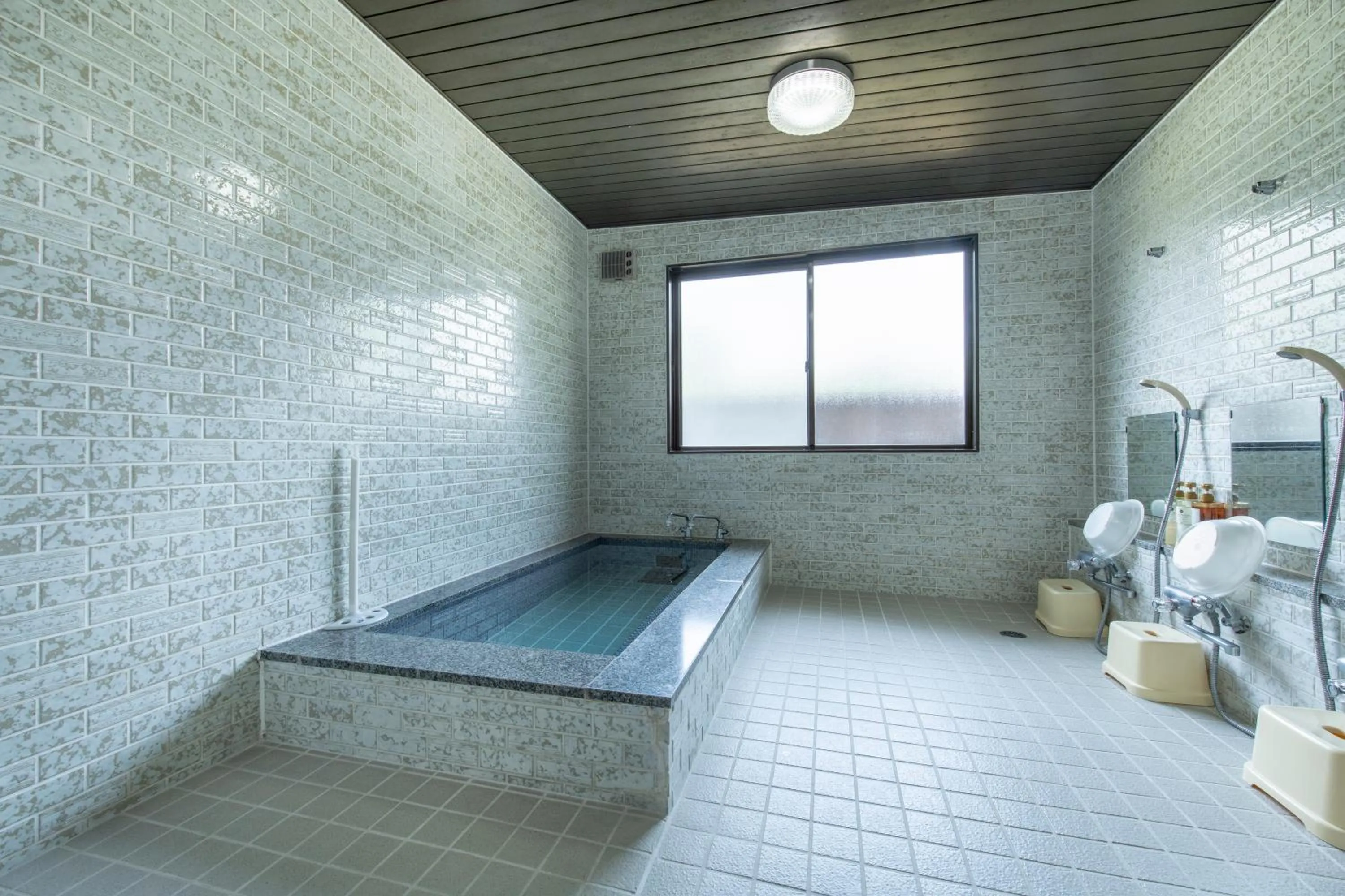 Public Bath in Yamanaka Lake Ryozan