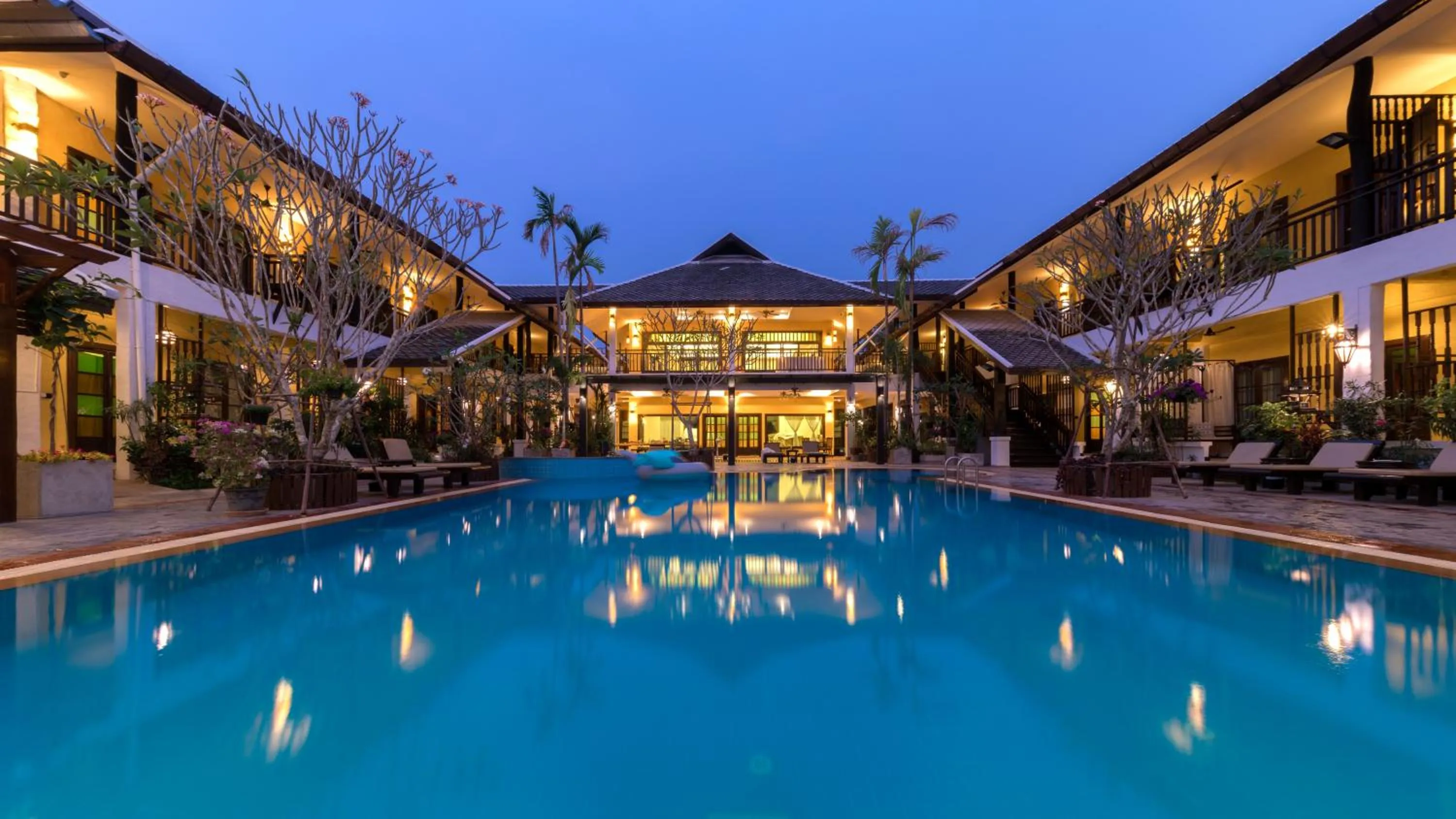 Property building in Vdara Pool Resort Spa Chiang Mai