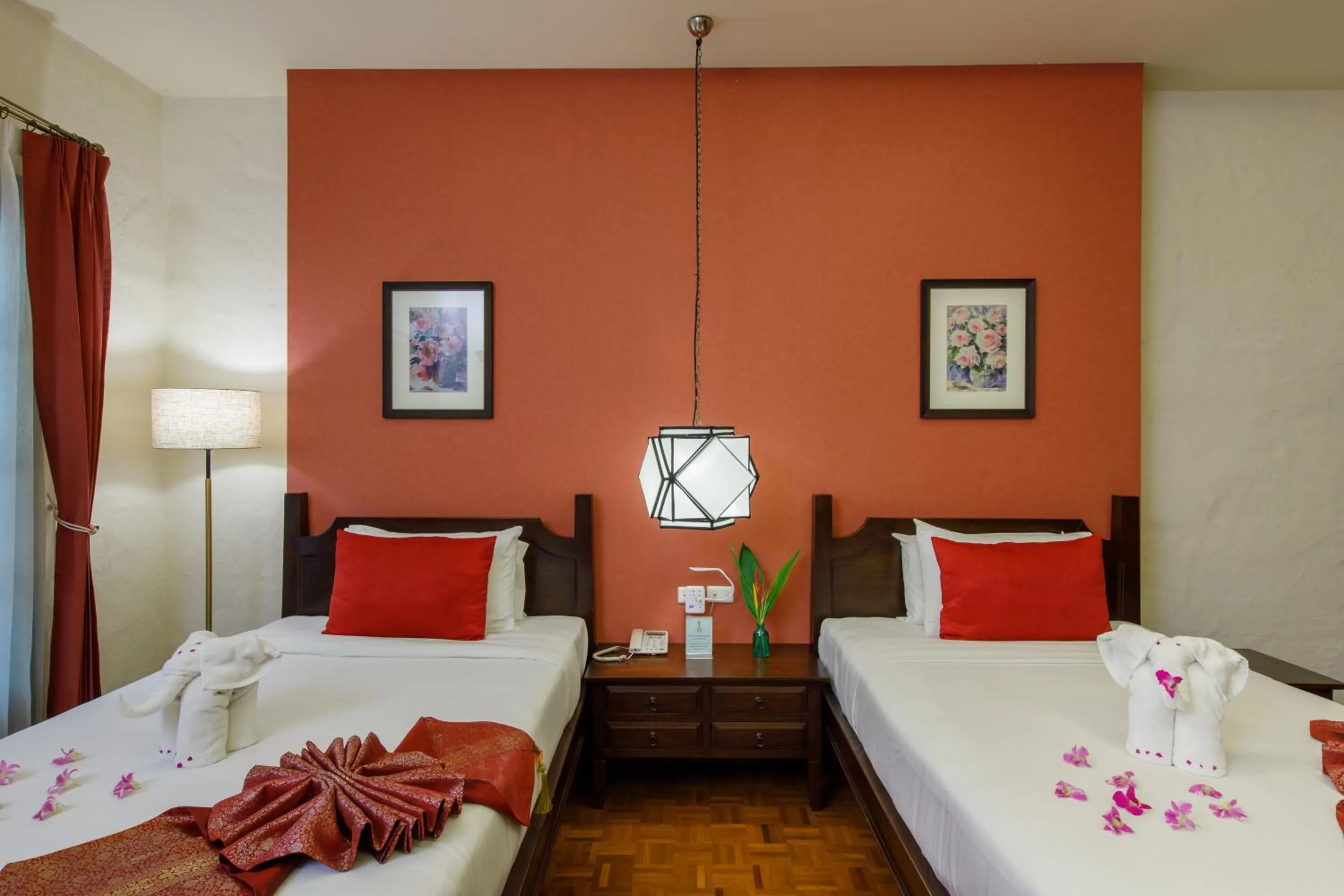 Bed in Vdara Pool Resort Spa Chiang Mai