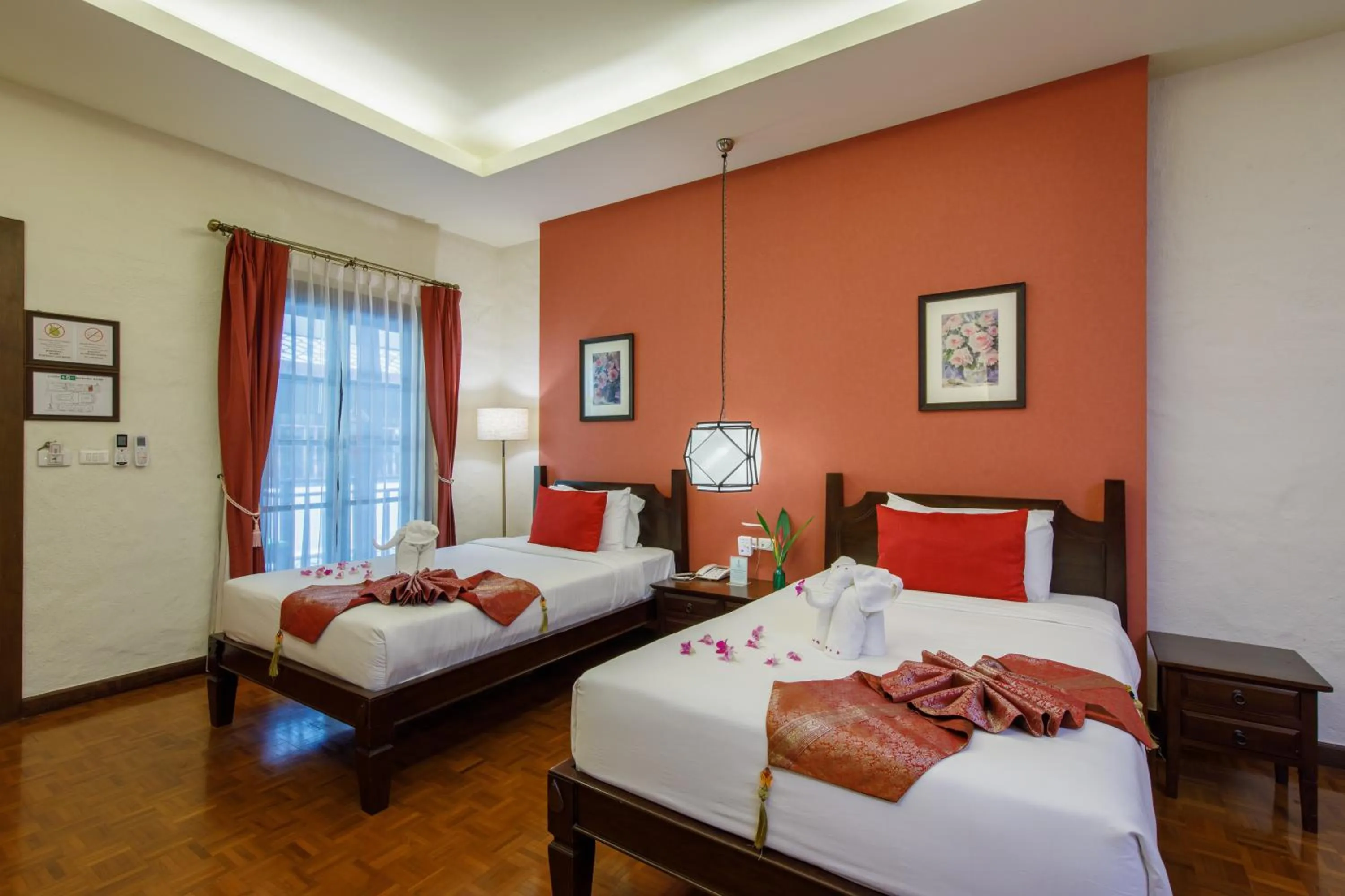 Bed in Vdara Pool Resort Spa Chiang Mai