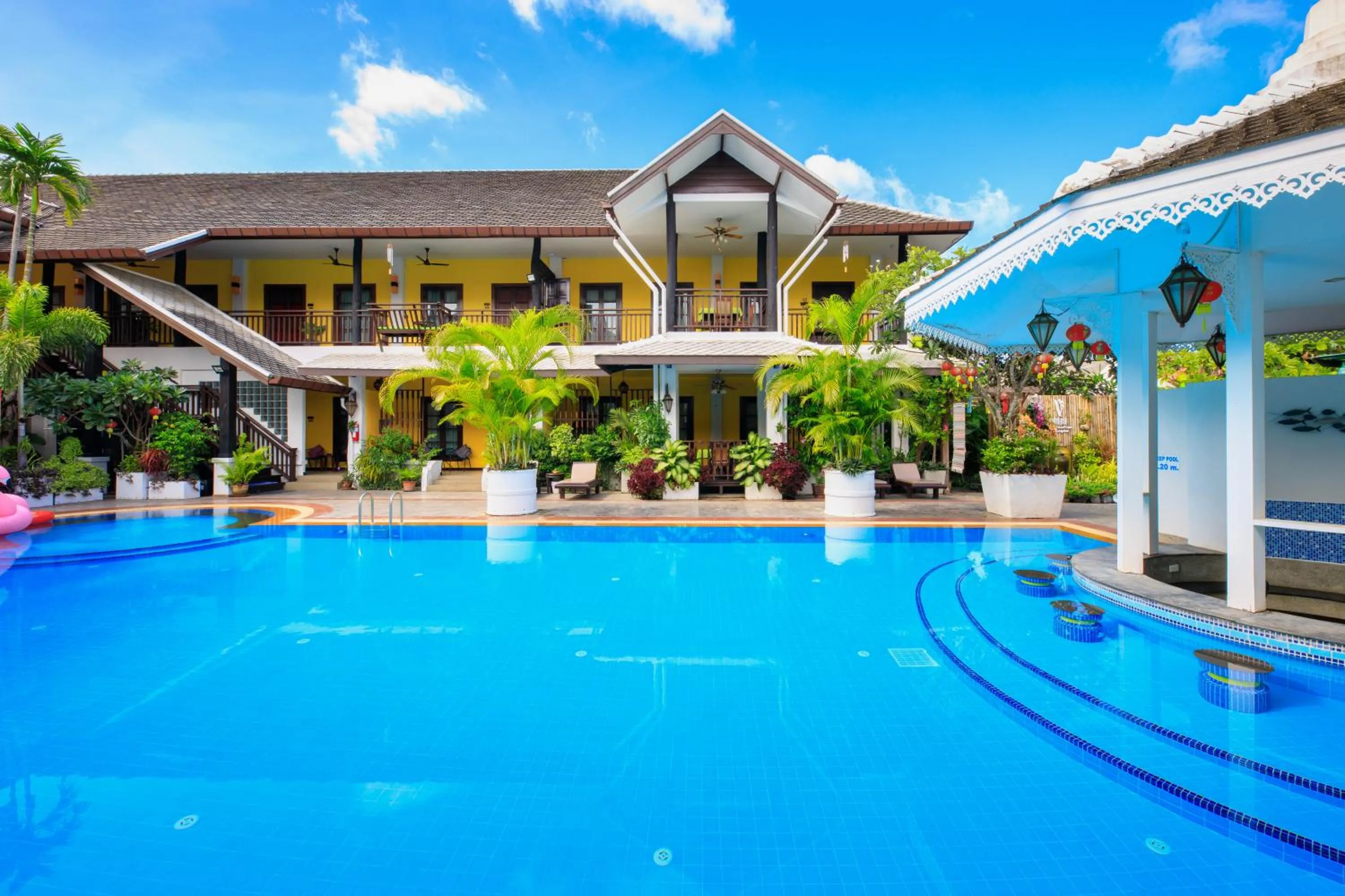 Property building in Vdara Pool Resort Spa Chiang Mai